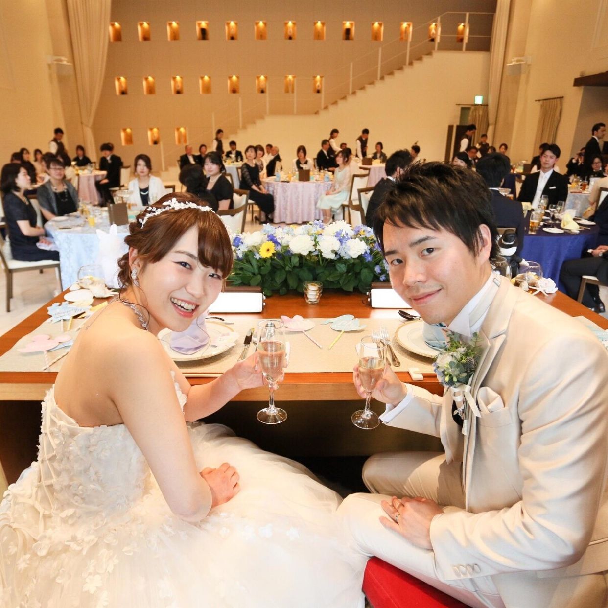 披露宴パーティのカバー写真