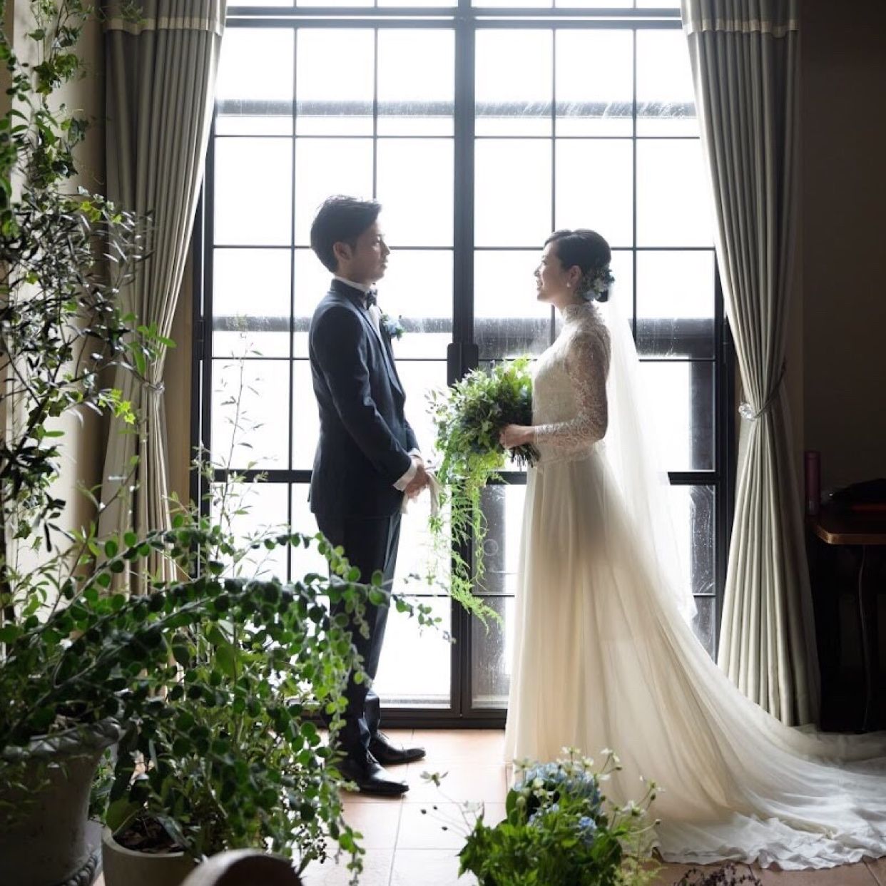 披露宴パーティのカバー写真