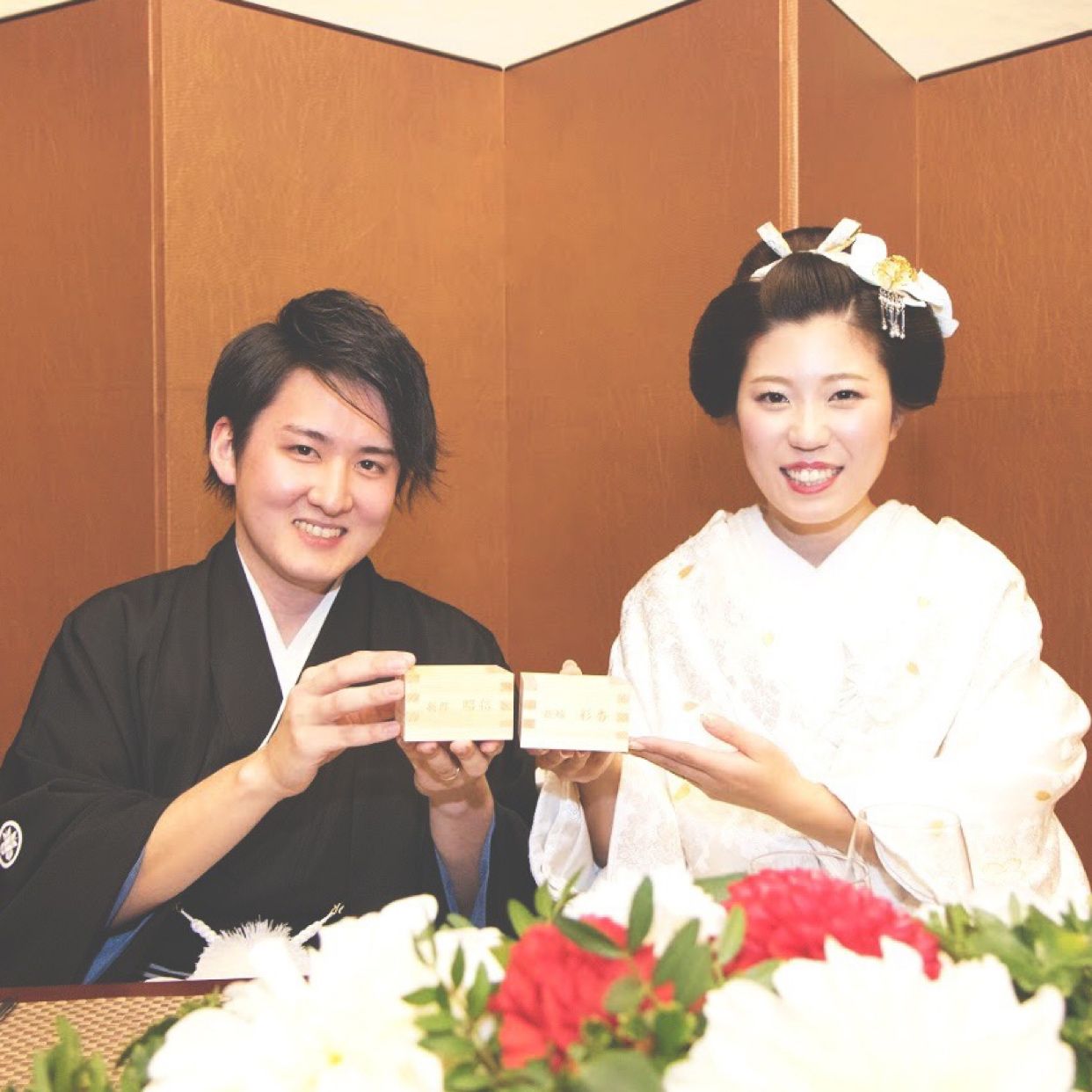 披露宴パーティのカバー写真