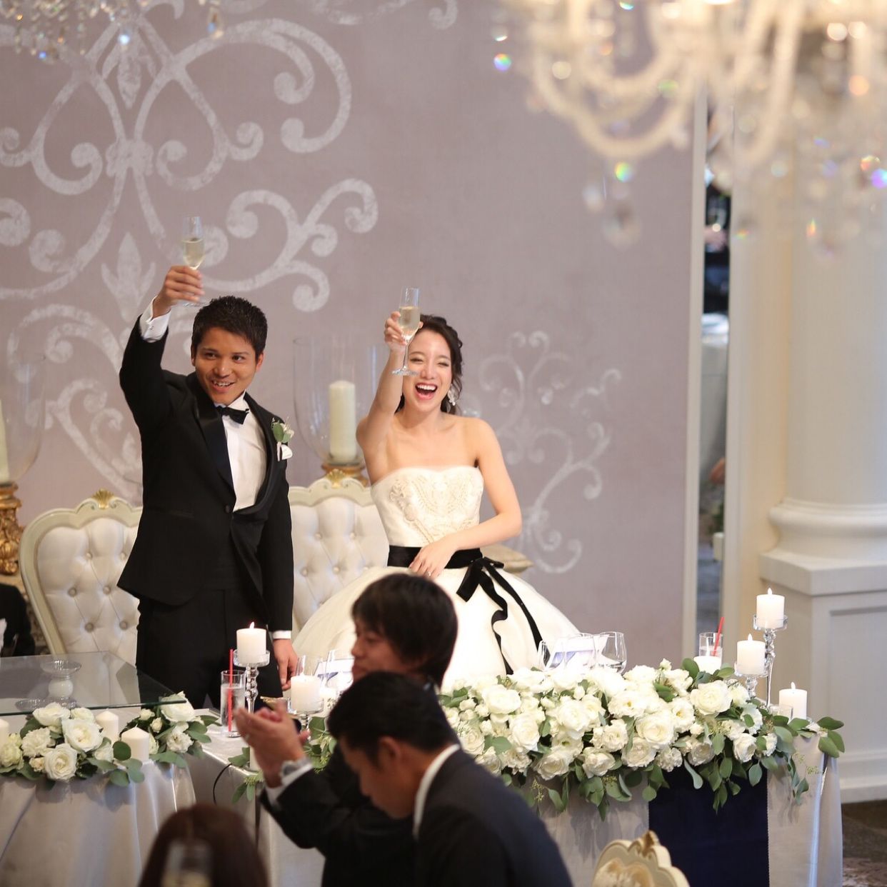 披露宴パーティのカバー写真