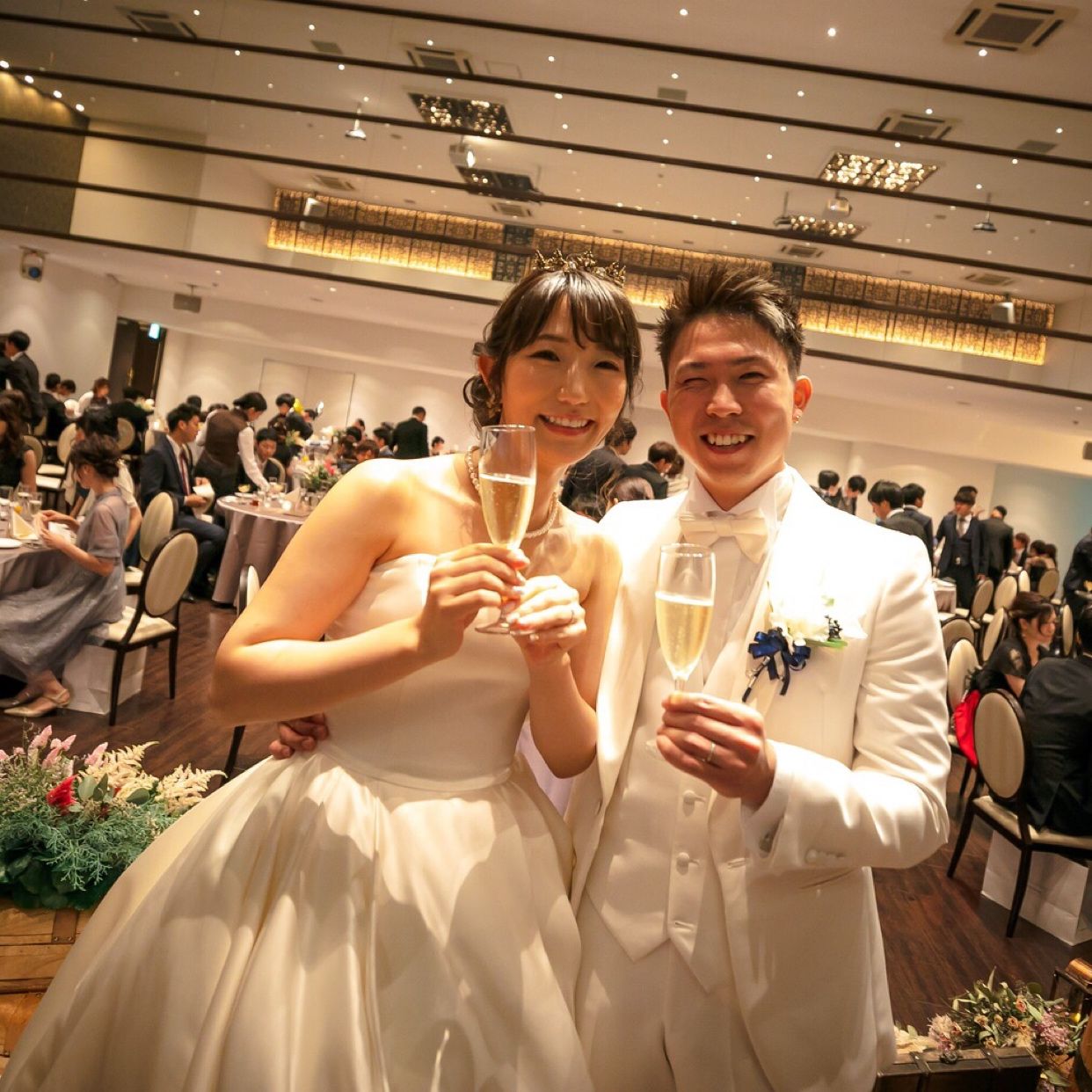 披露宴パーティのカバー写真