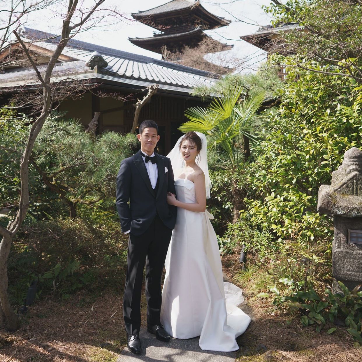 披露宴パーティのカバー写真