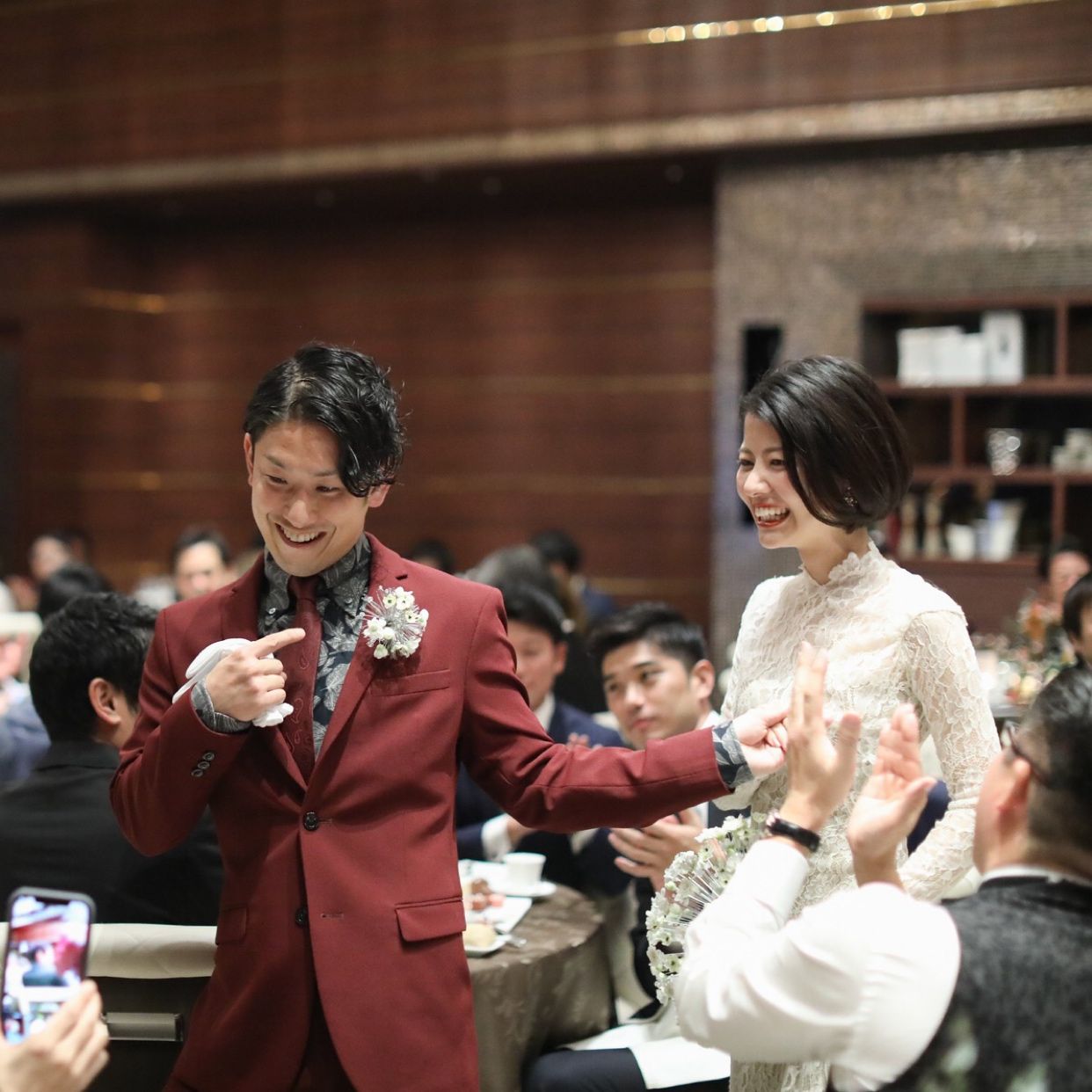 披露宴パーティのカバー写真