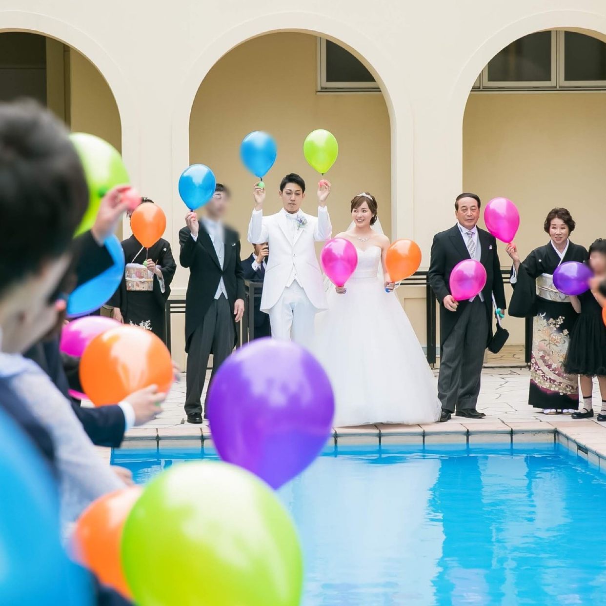 披露宴パーティのカバー写真