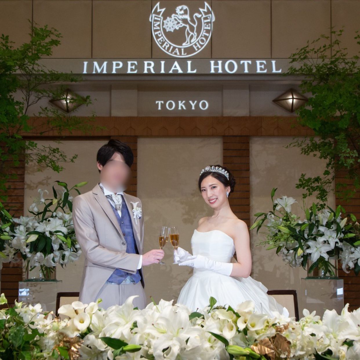 披露宴パーティのカバー写真