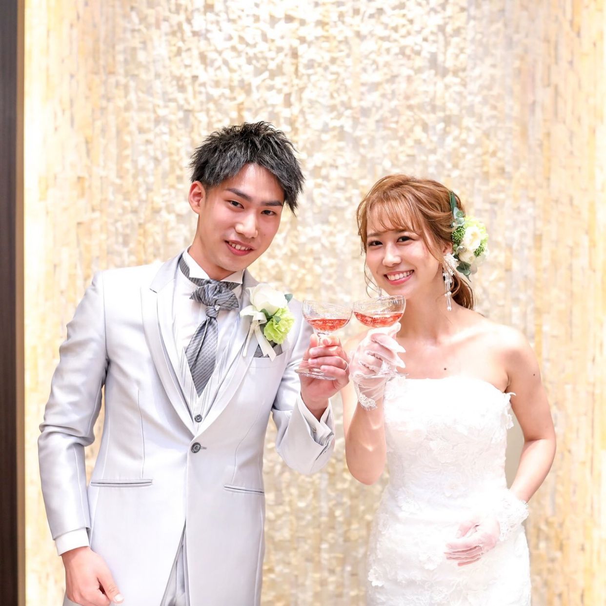 披露宴パーティのカバー写真