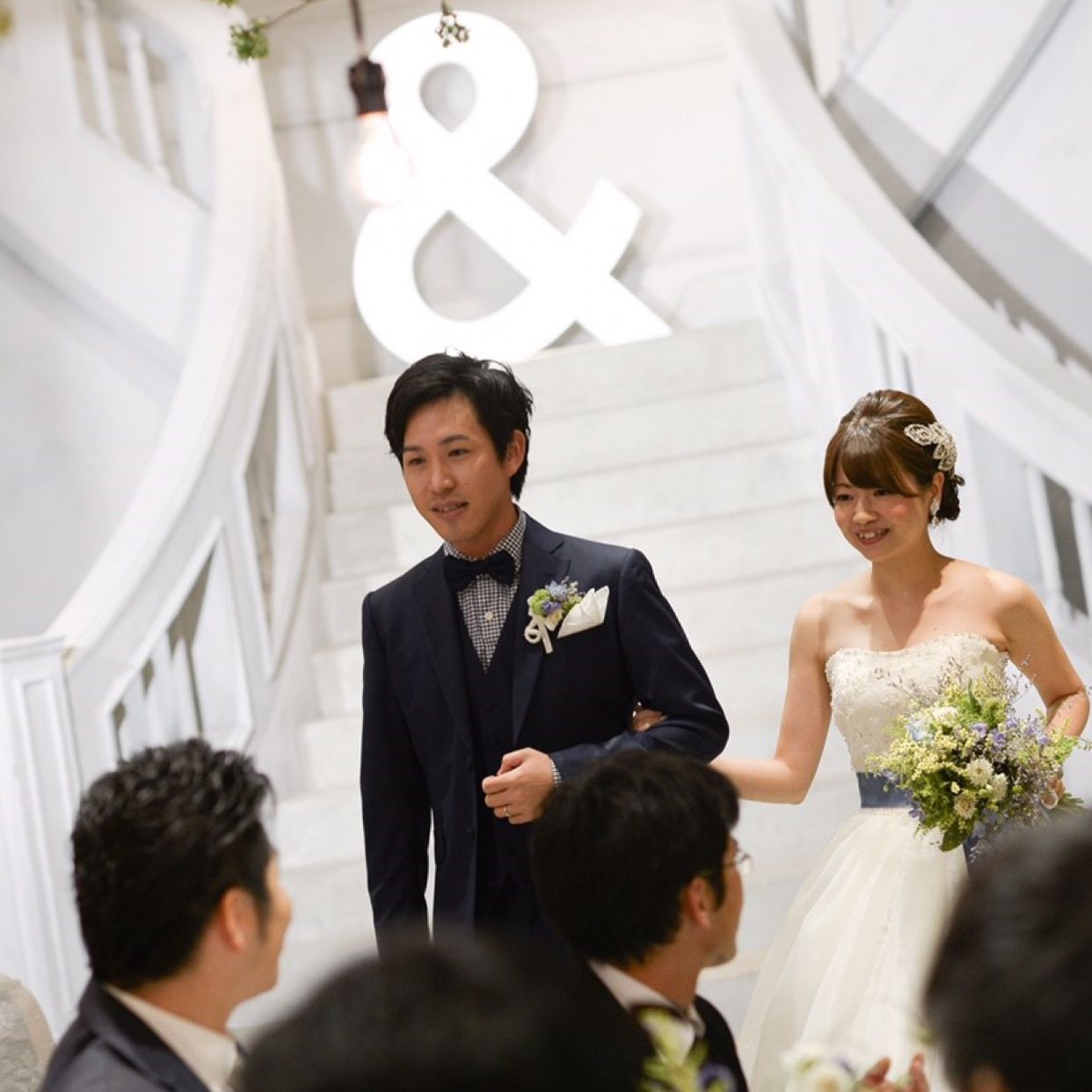 披露宴パーティのカバー写真