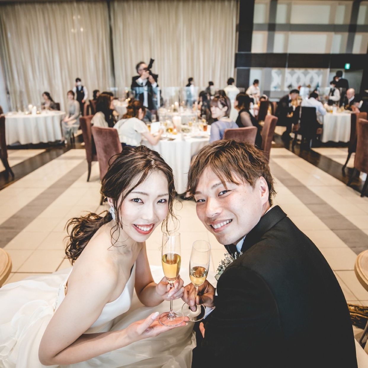 披露宴パーティのカバー写真