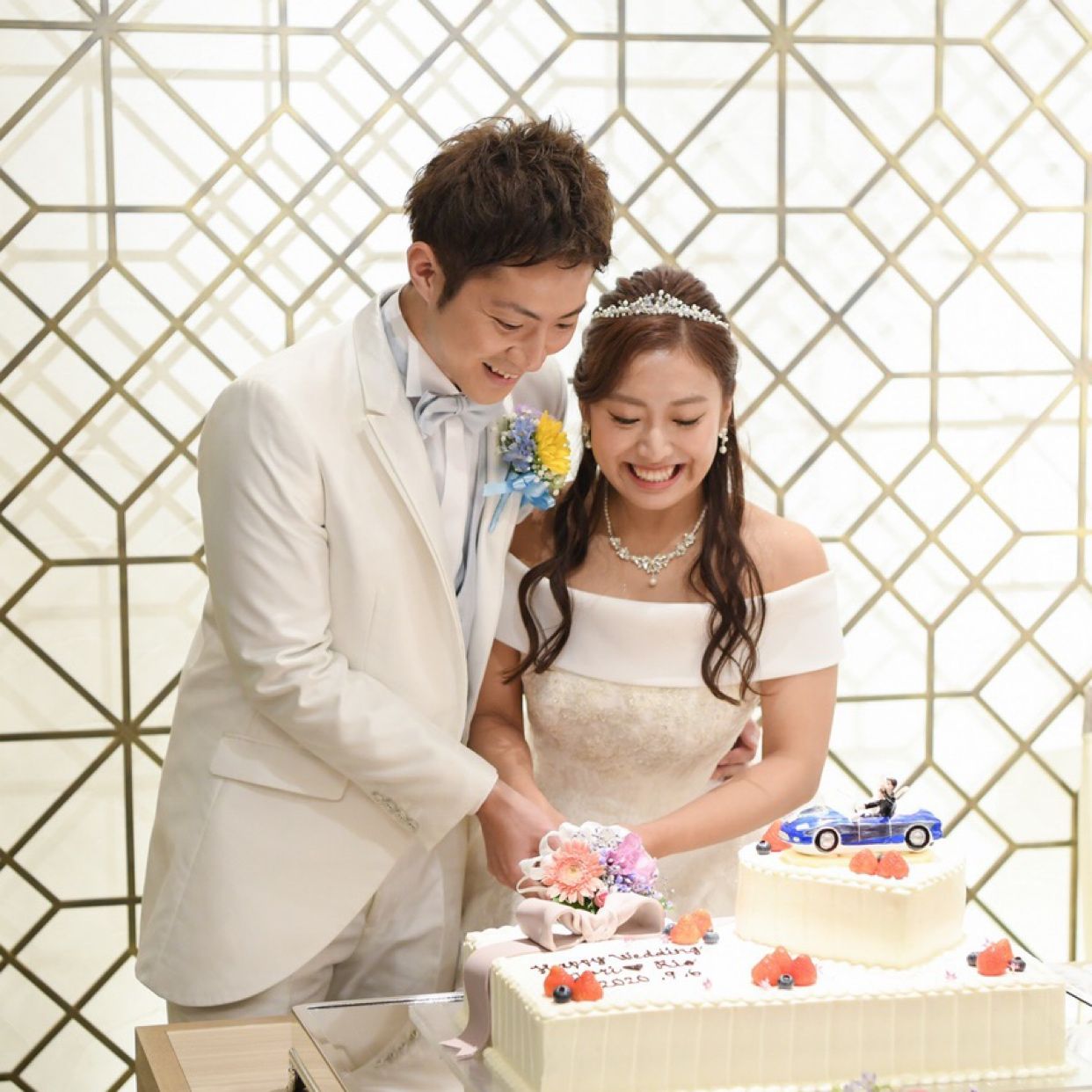 披露宴パーティのカバー写真