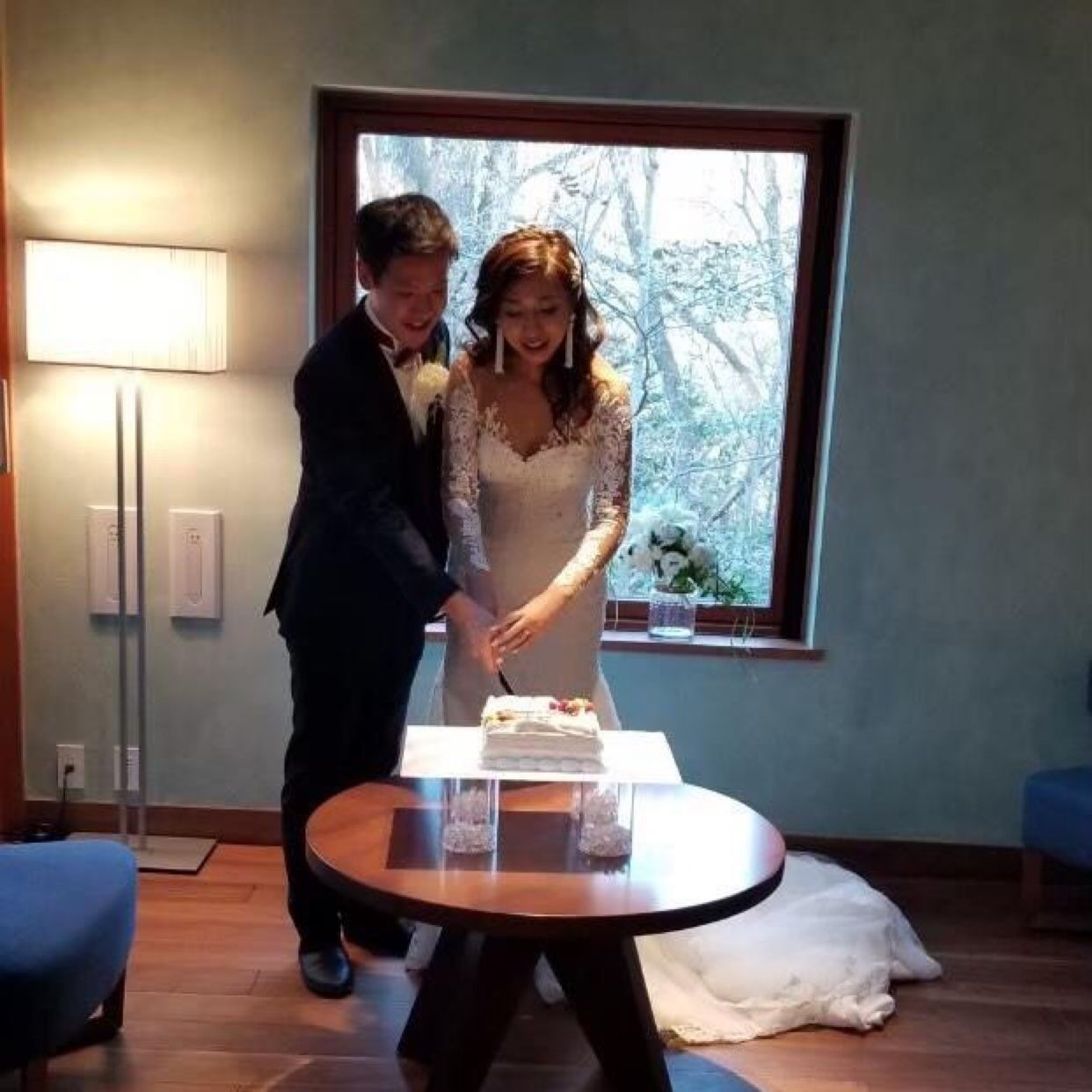 披露宴パーティのカバー写真