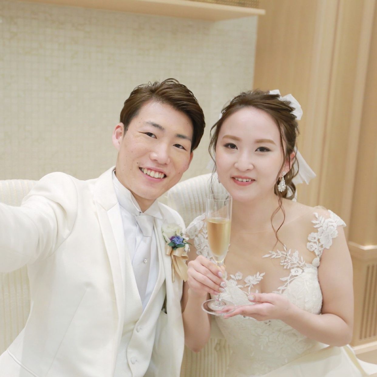 披露宴パーティのカバー写真