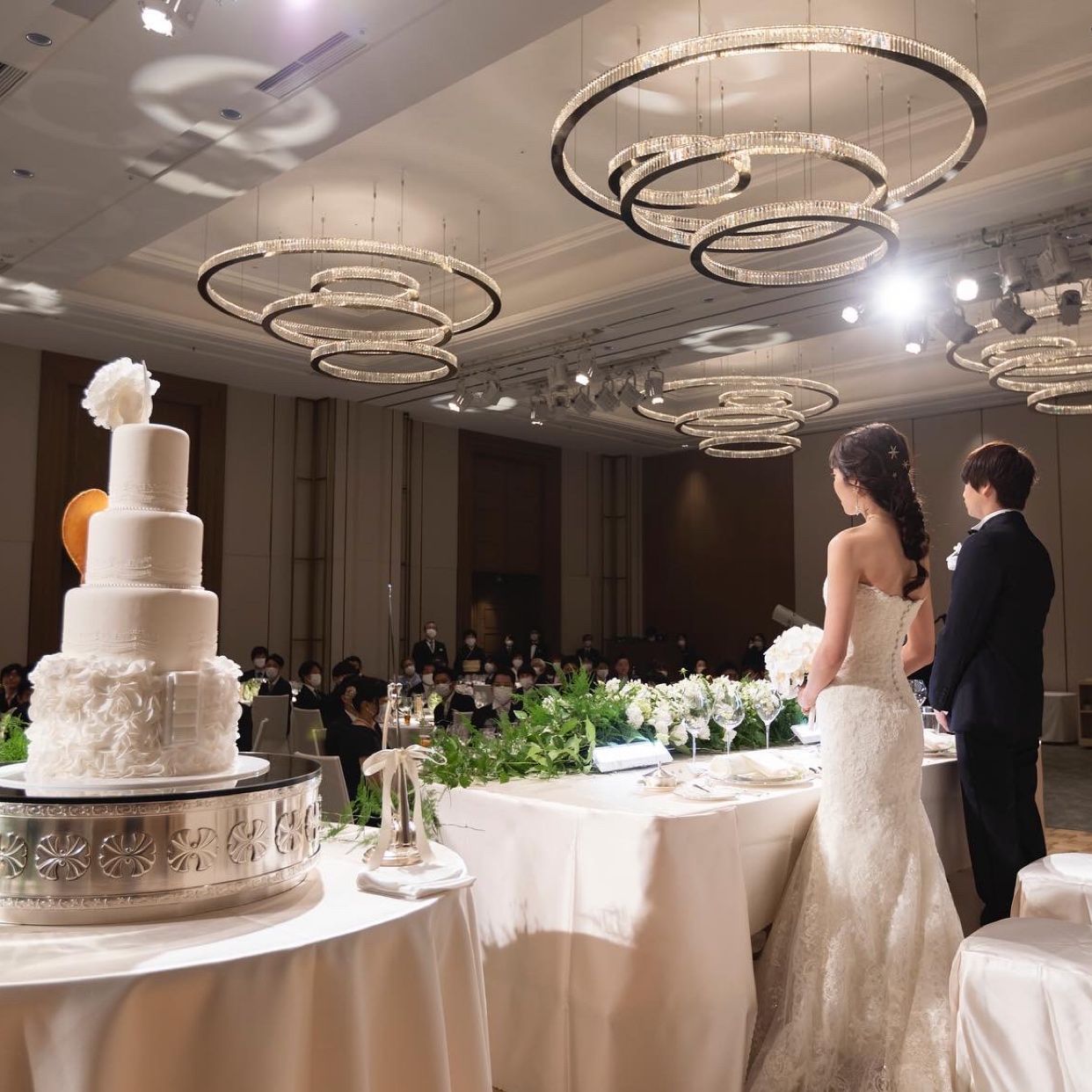 披露宴パーティのカバー写真