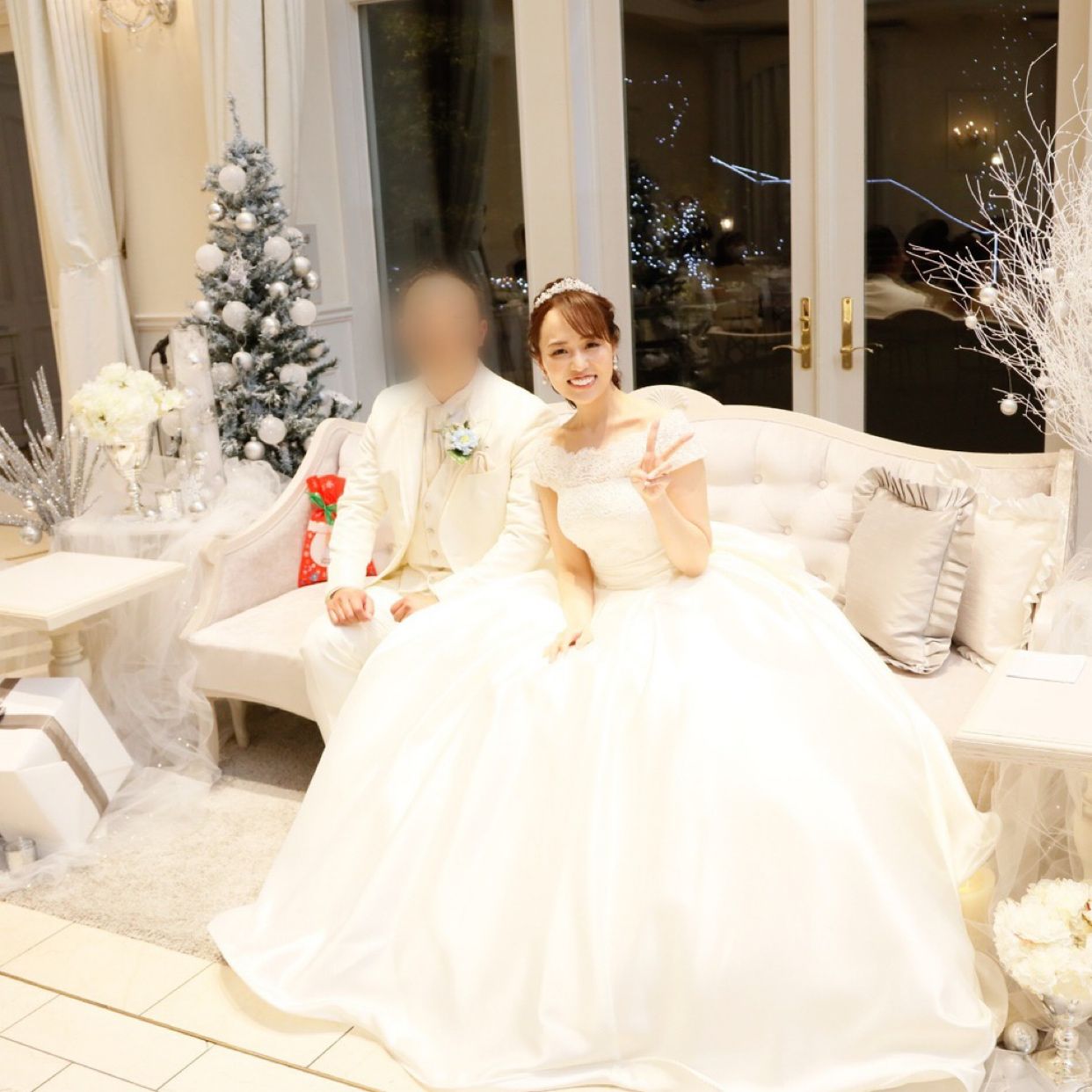 披露宴パーティのカバー写真