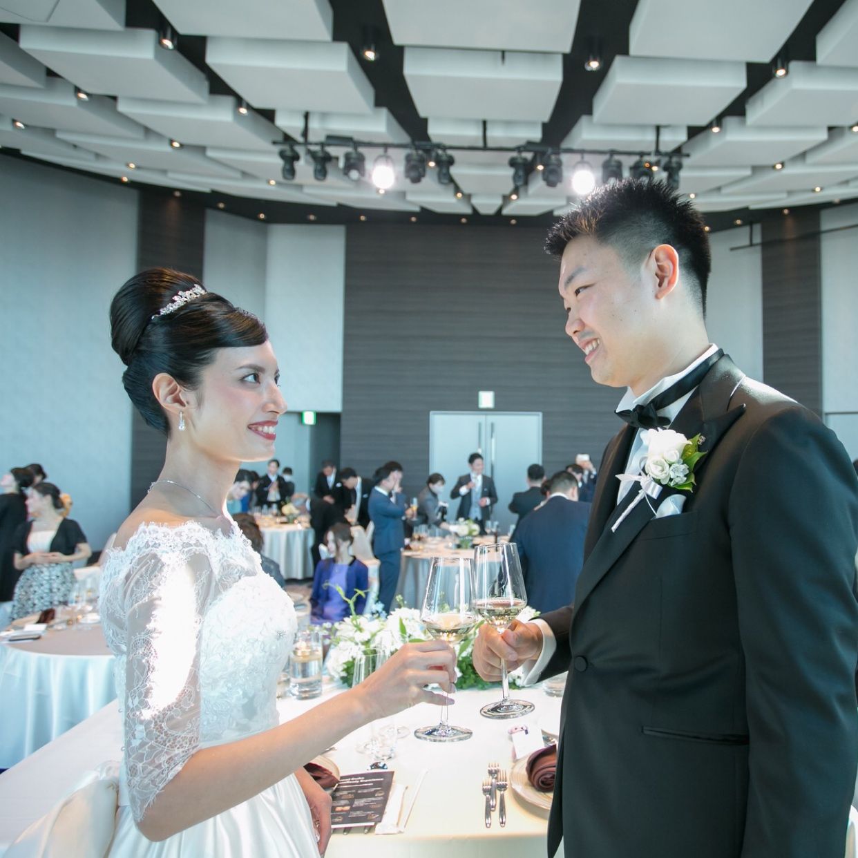 披露宴パーティのカバー写真