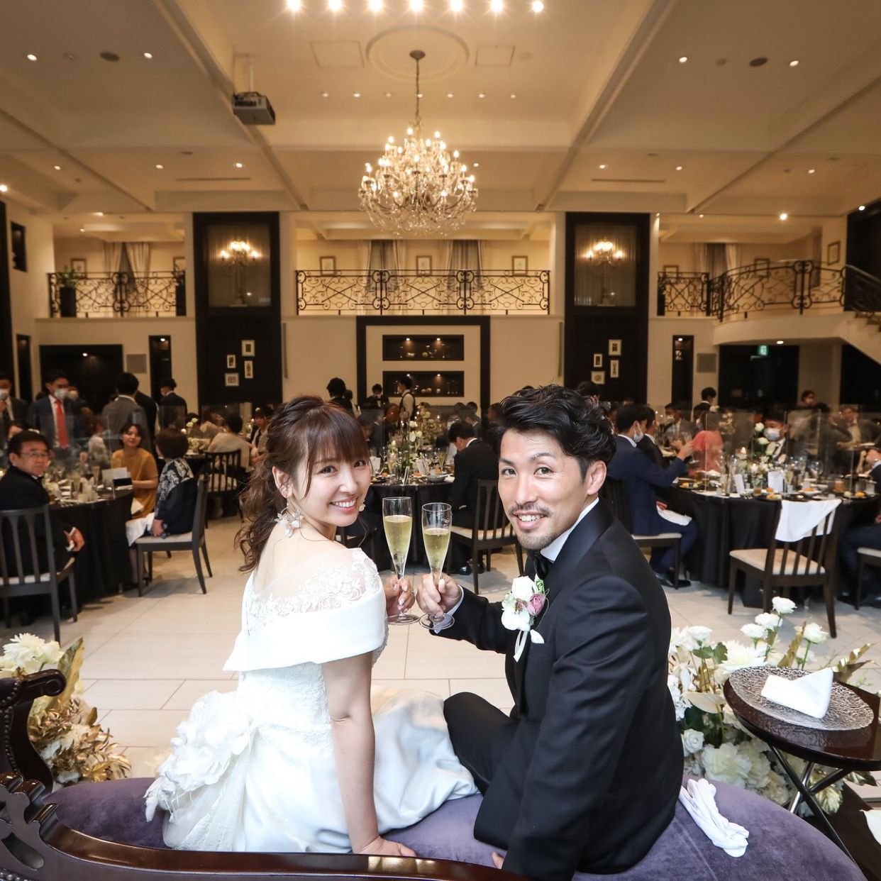 披露宴パーティのカバー写真