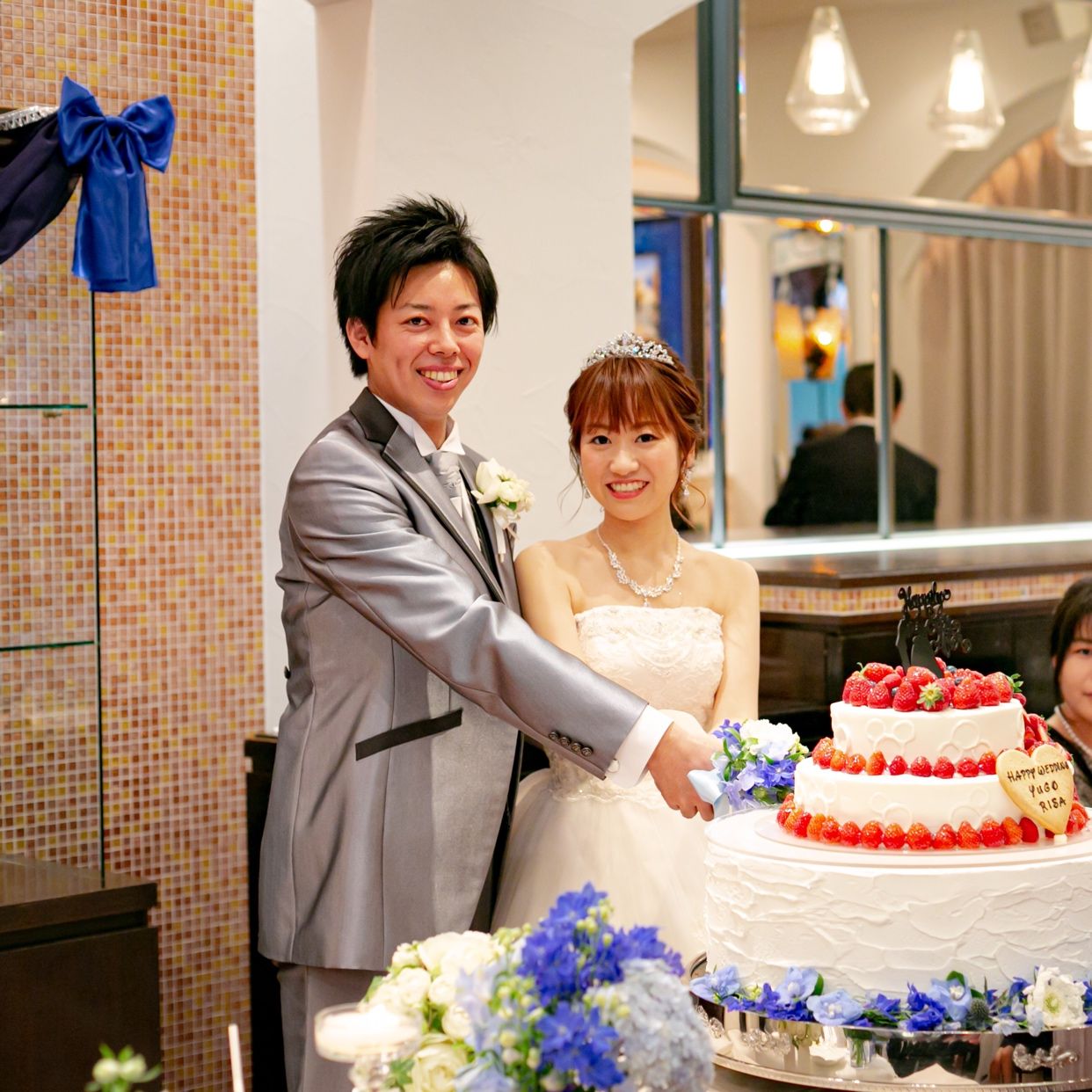 披露宴パーティのカバー写真