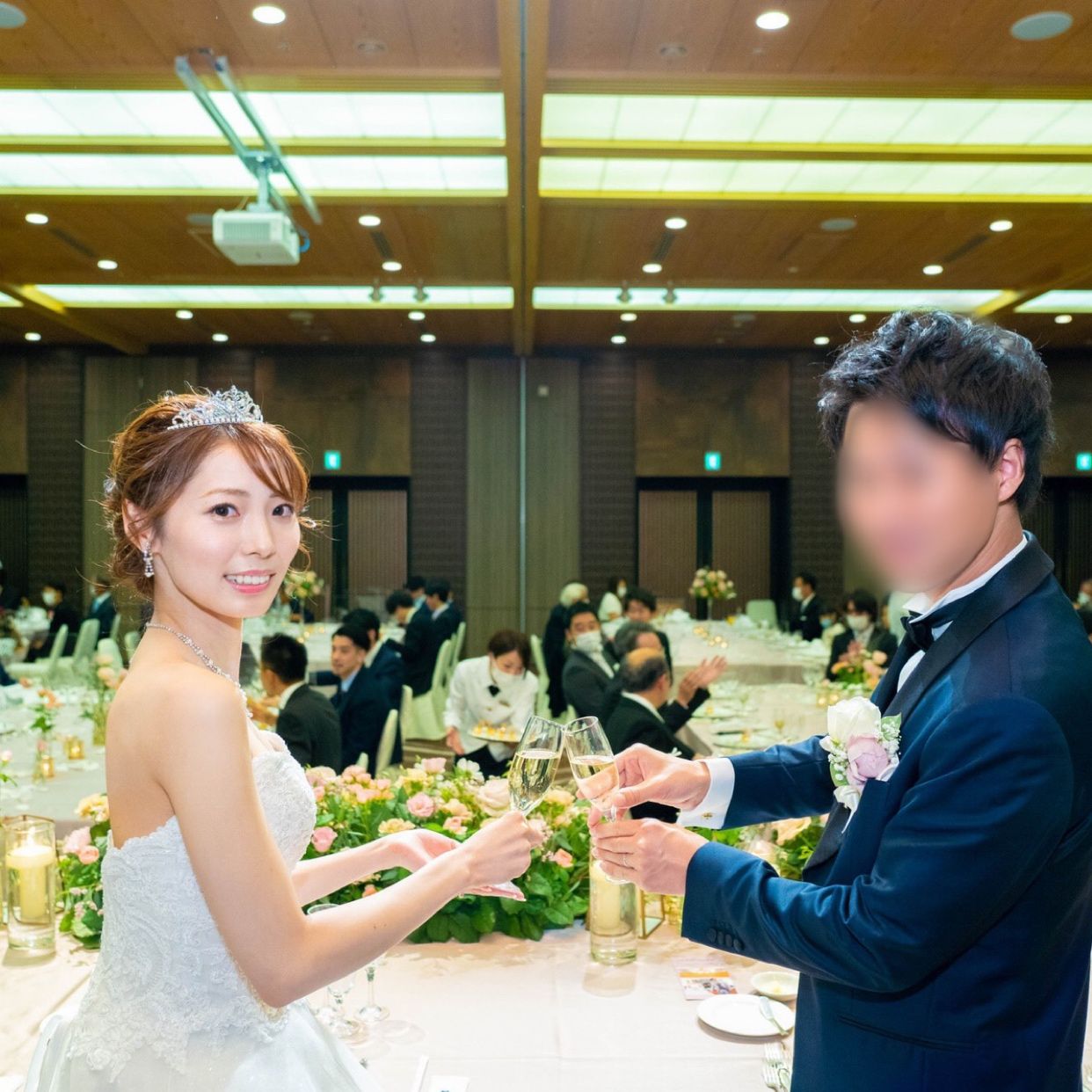 披露宴パーティのカバー写真