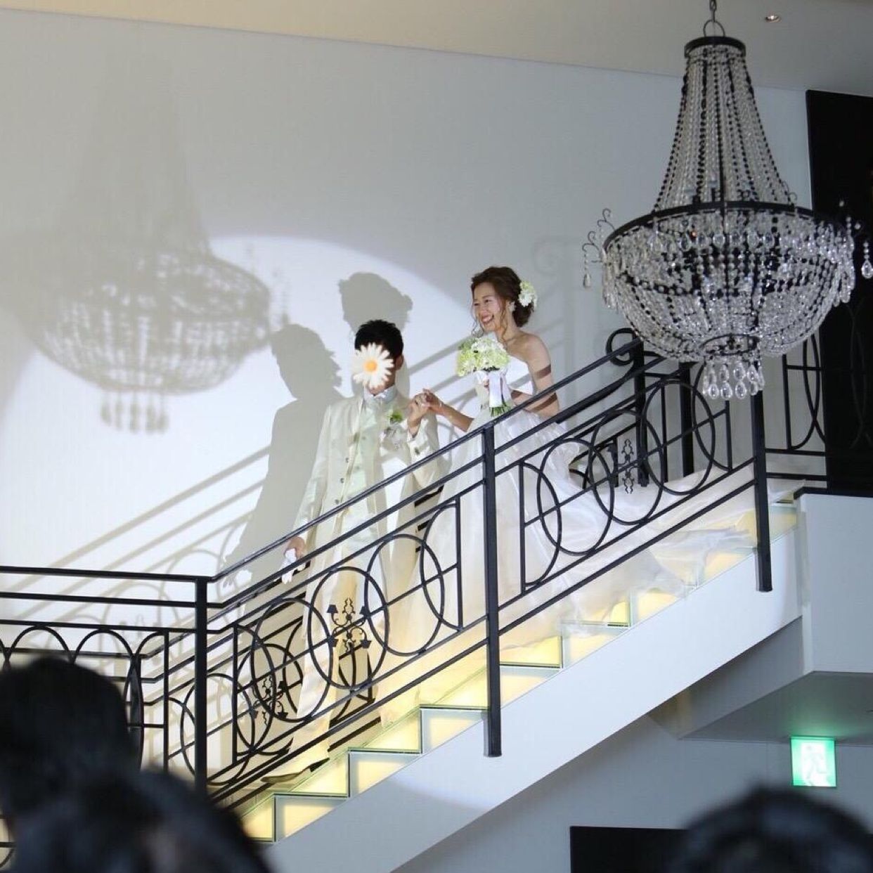 披露宴パーティのカバー写真