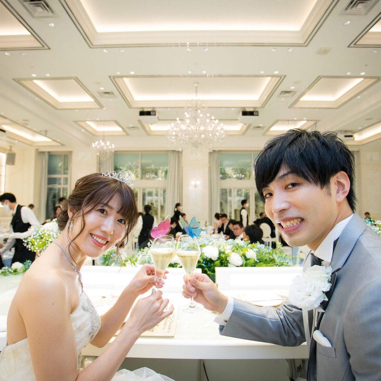 披露宴パーティのカバー写真