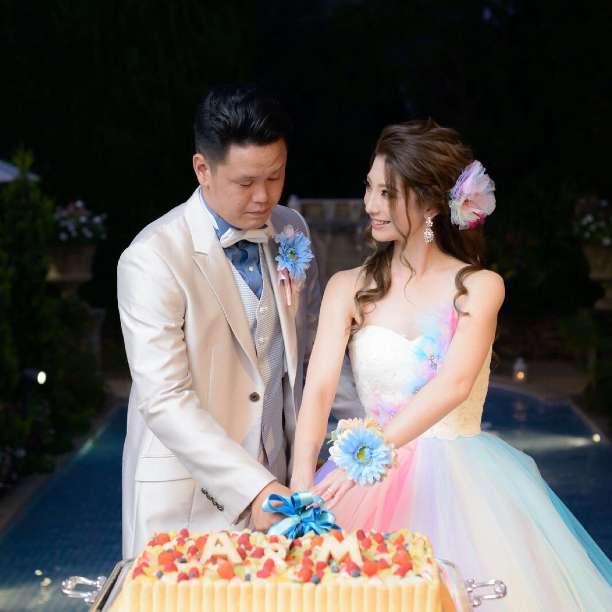 披露宴パーティのカバー写真