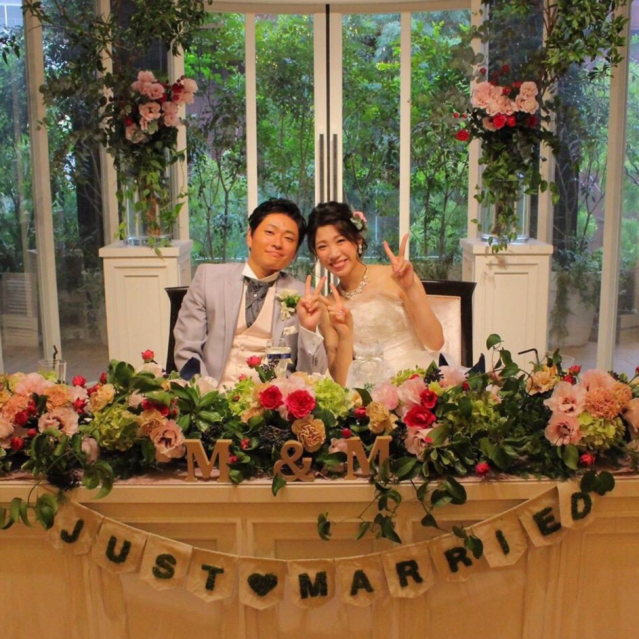 披露宴パーティのカバー写真