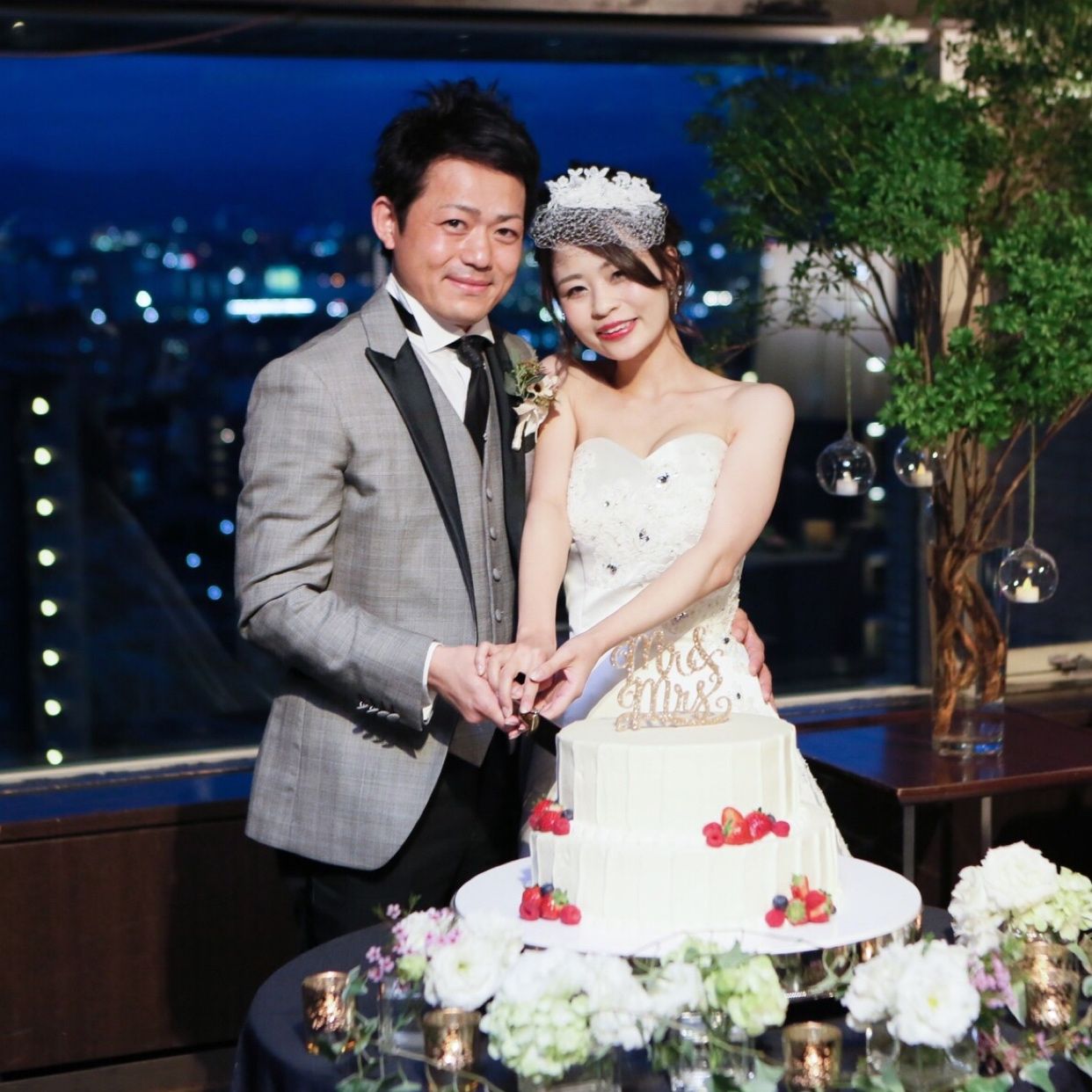 披露宴パーティのカバー写真