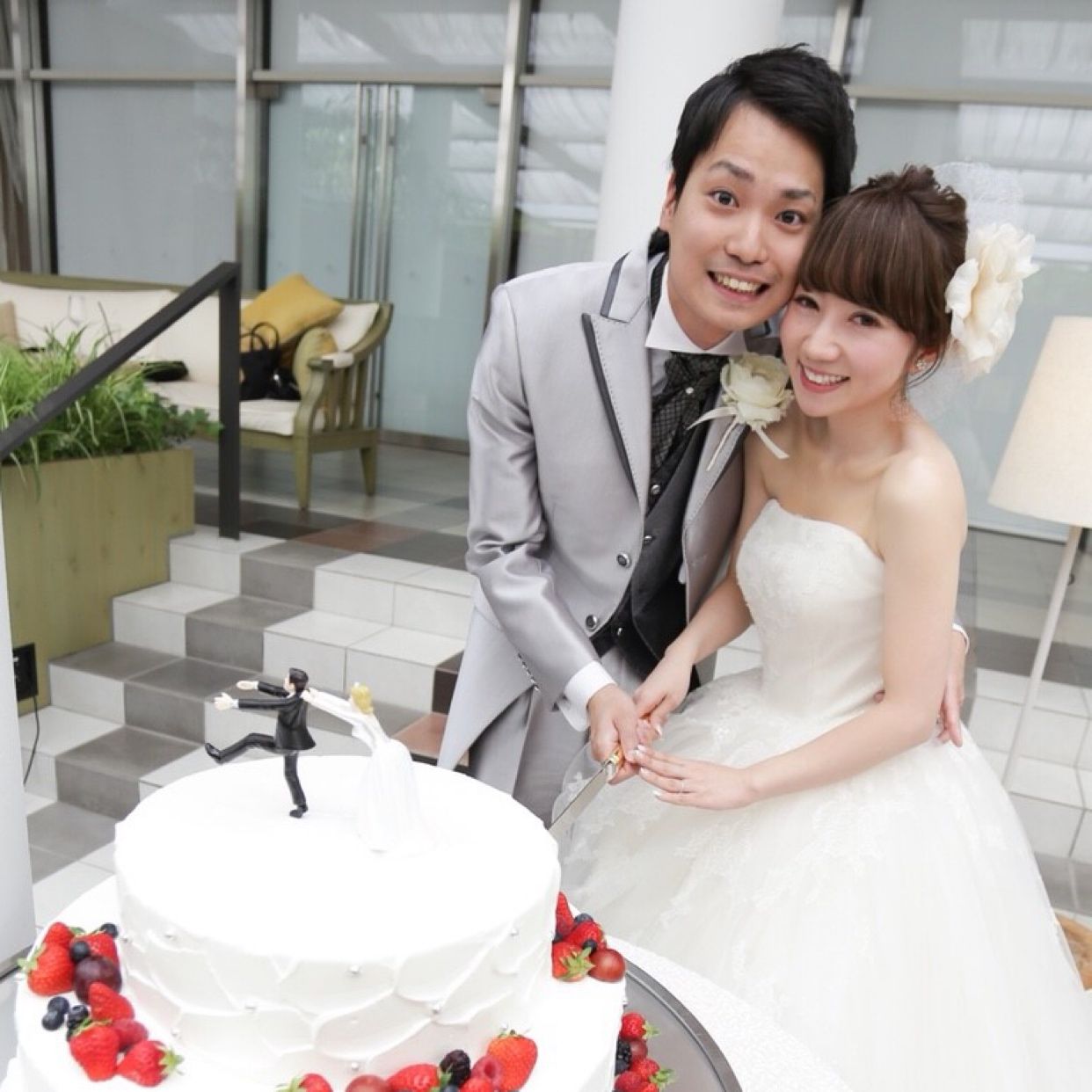 披露宴パーティのカバー写真