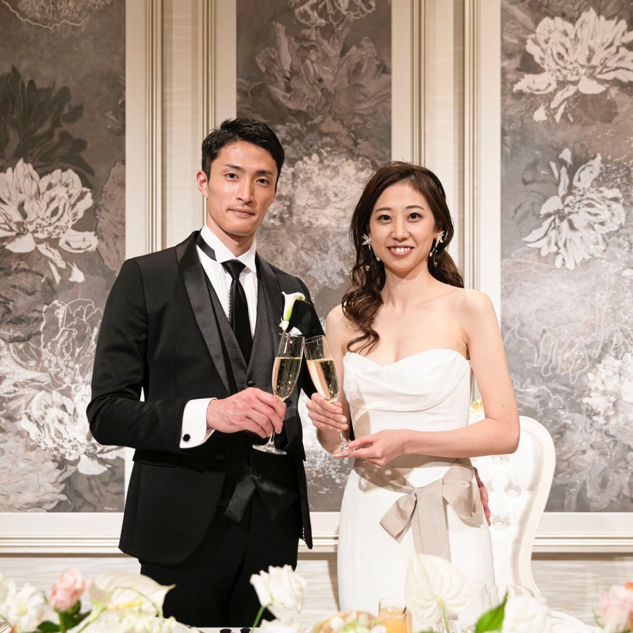 披露宴パーティのカバー写真