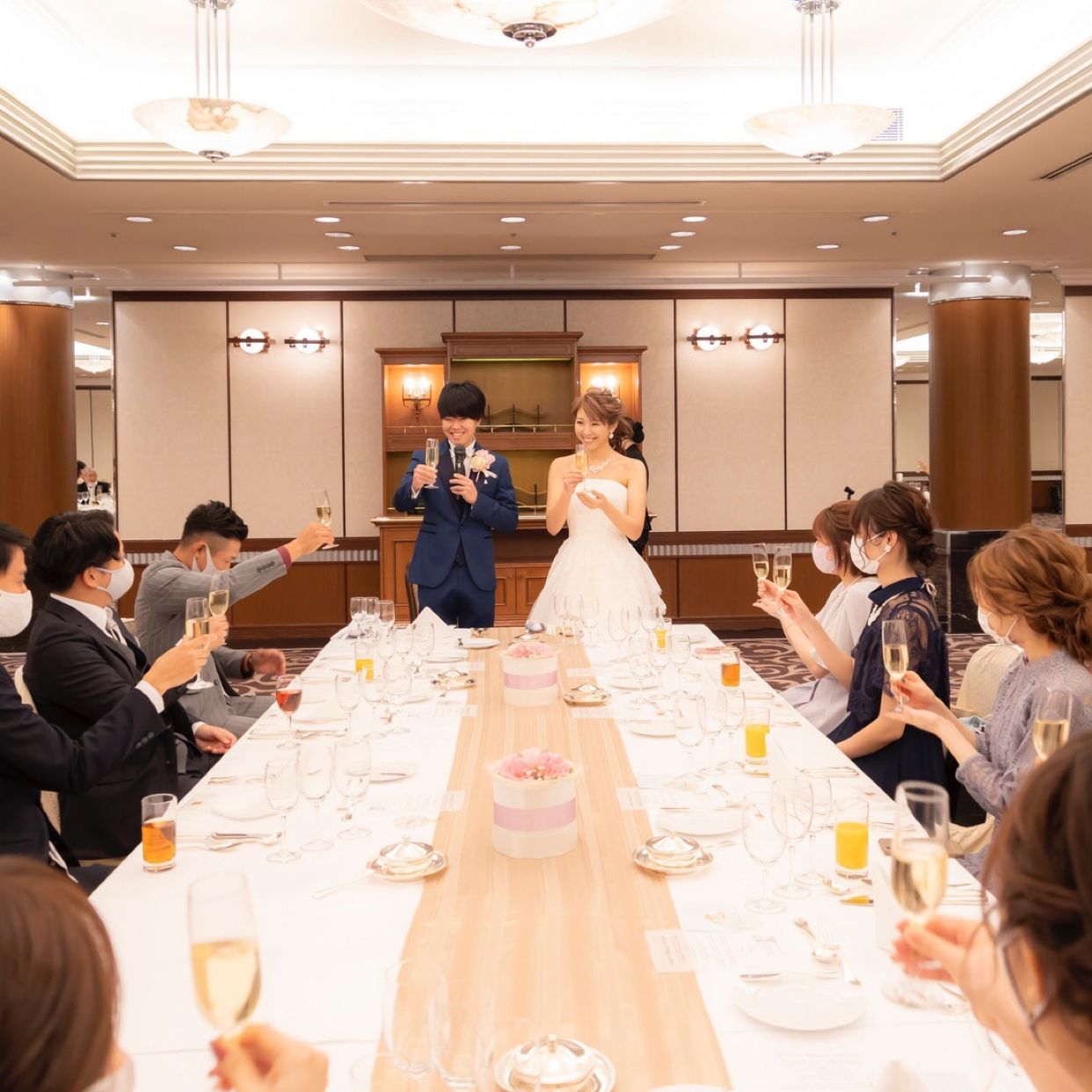 披露宴パーティのカバー写真