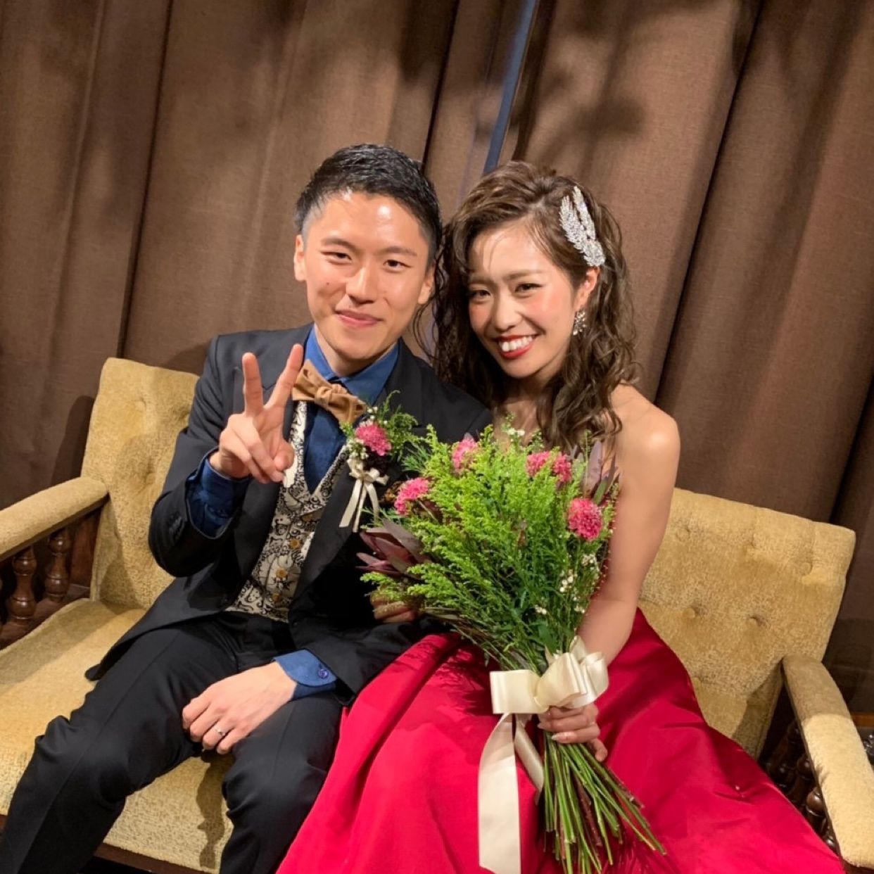 披露宴パーティのカバー写真