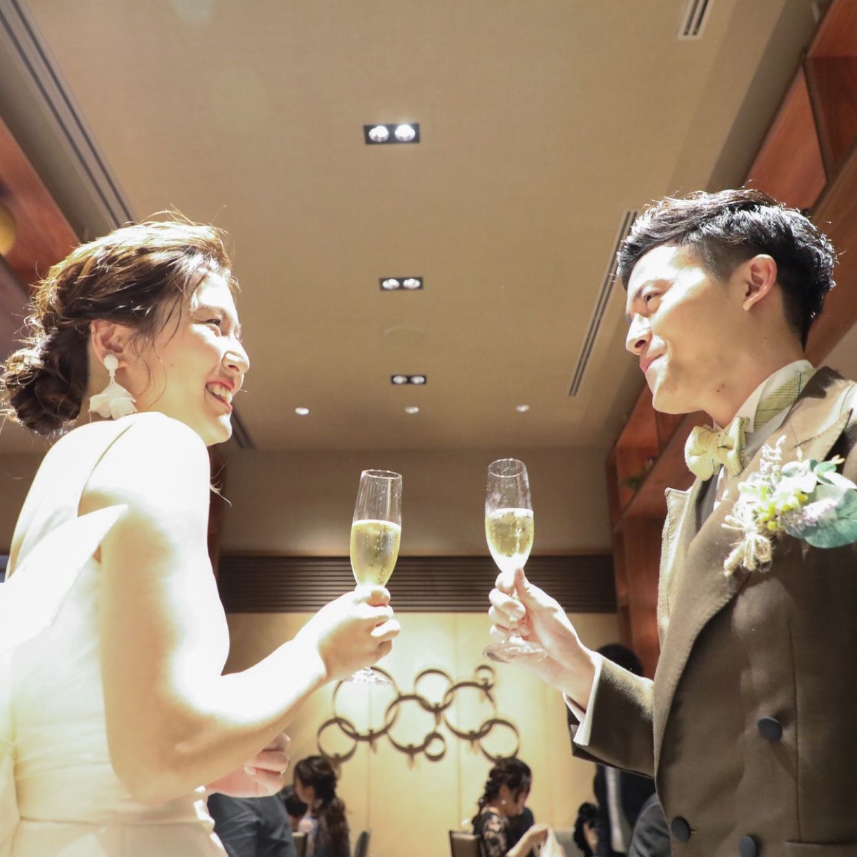 披露宴パーティのカバー写真