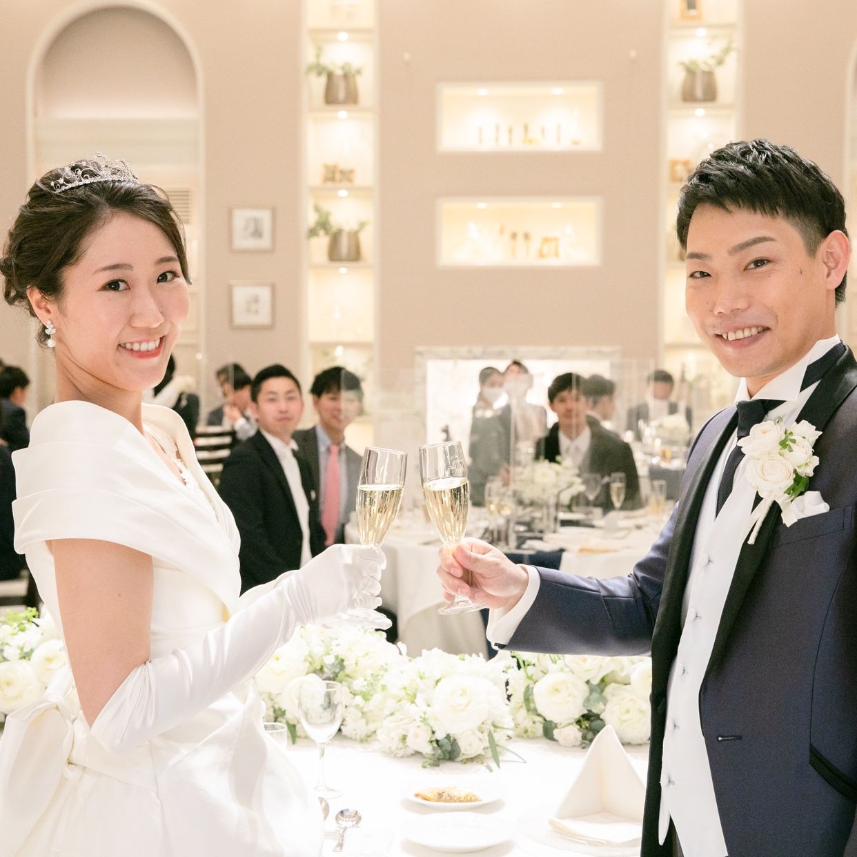 披露宴パーティのカバー写真