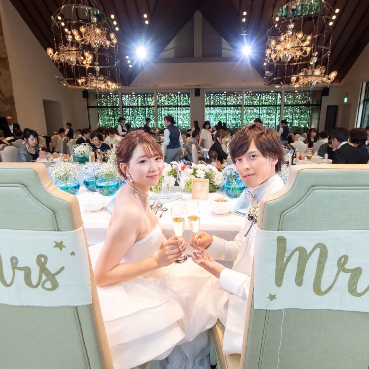 披露宴パーティのカバー写真