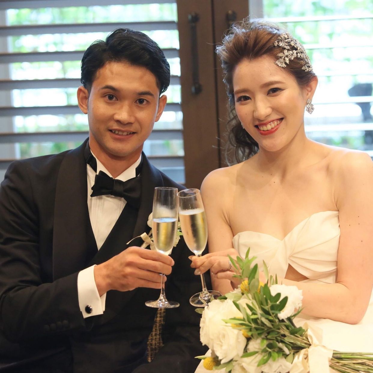 披露宴パーティのカバー写真