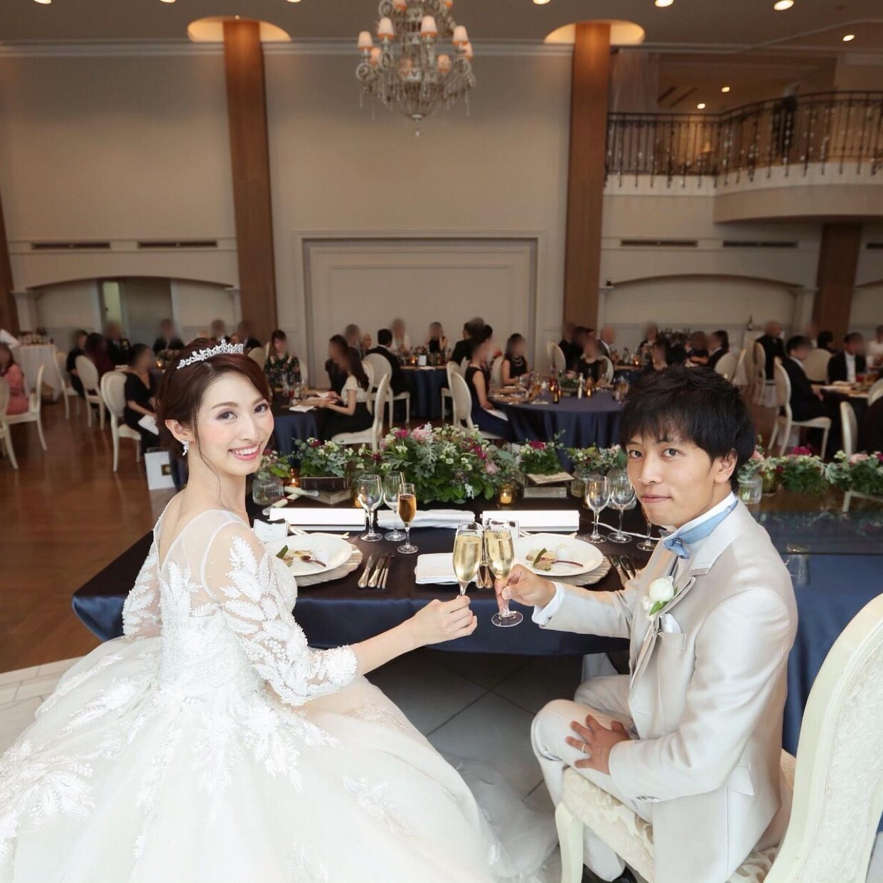 披露宴パーティのカバー写真