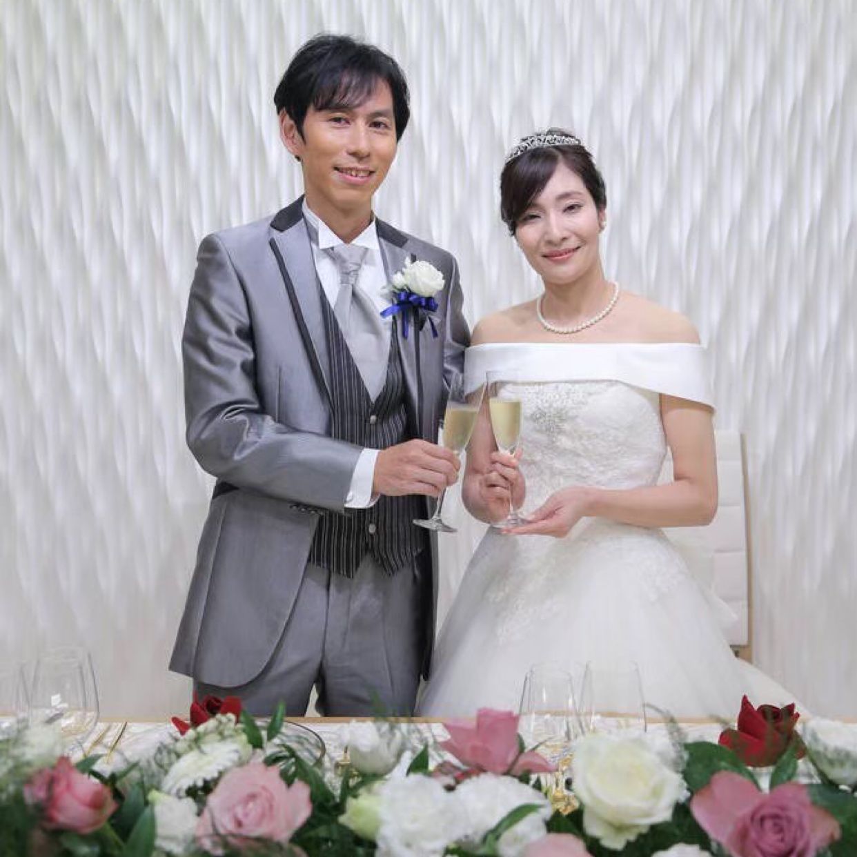 披露宴パーティのカバー写真