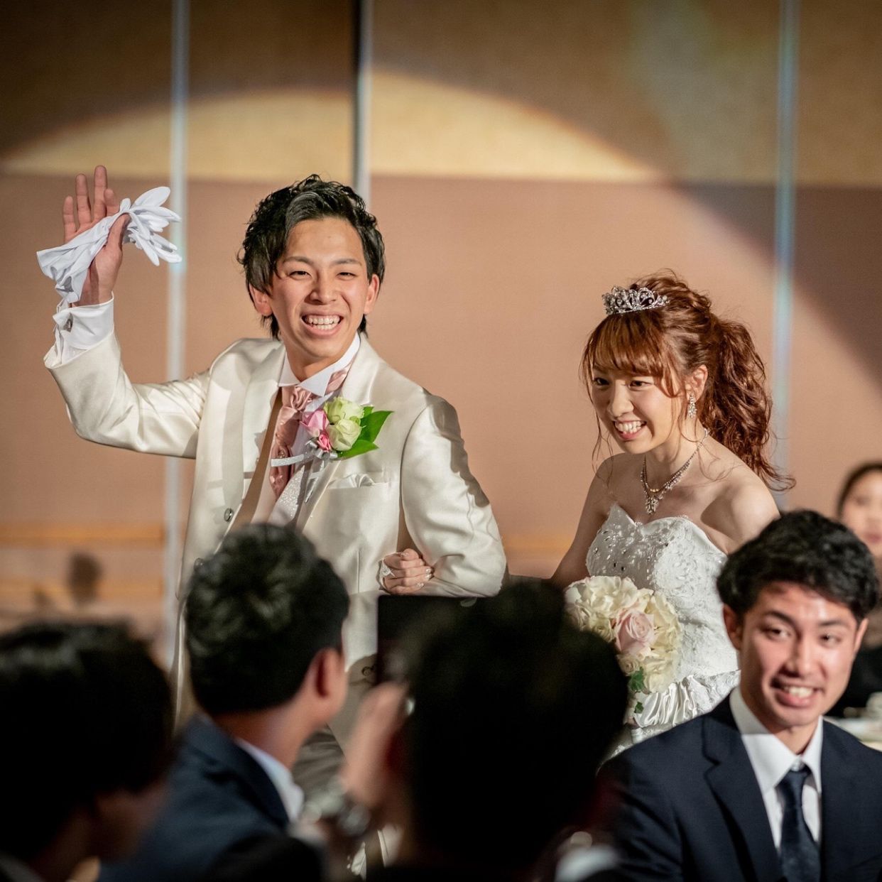 披露宴パーティのカバー写真