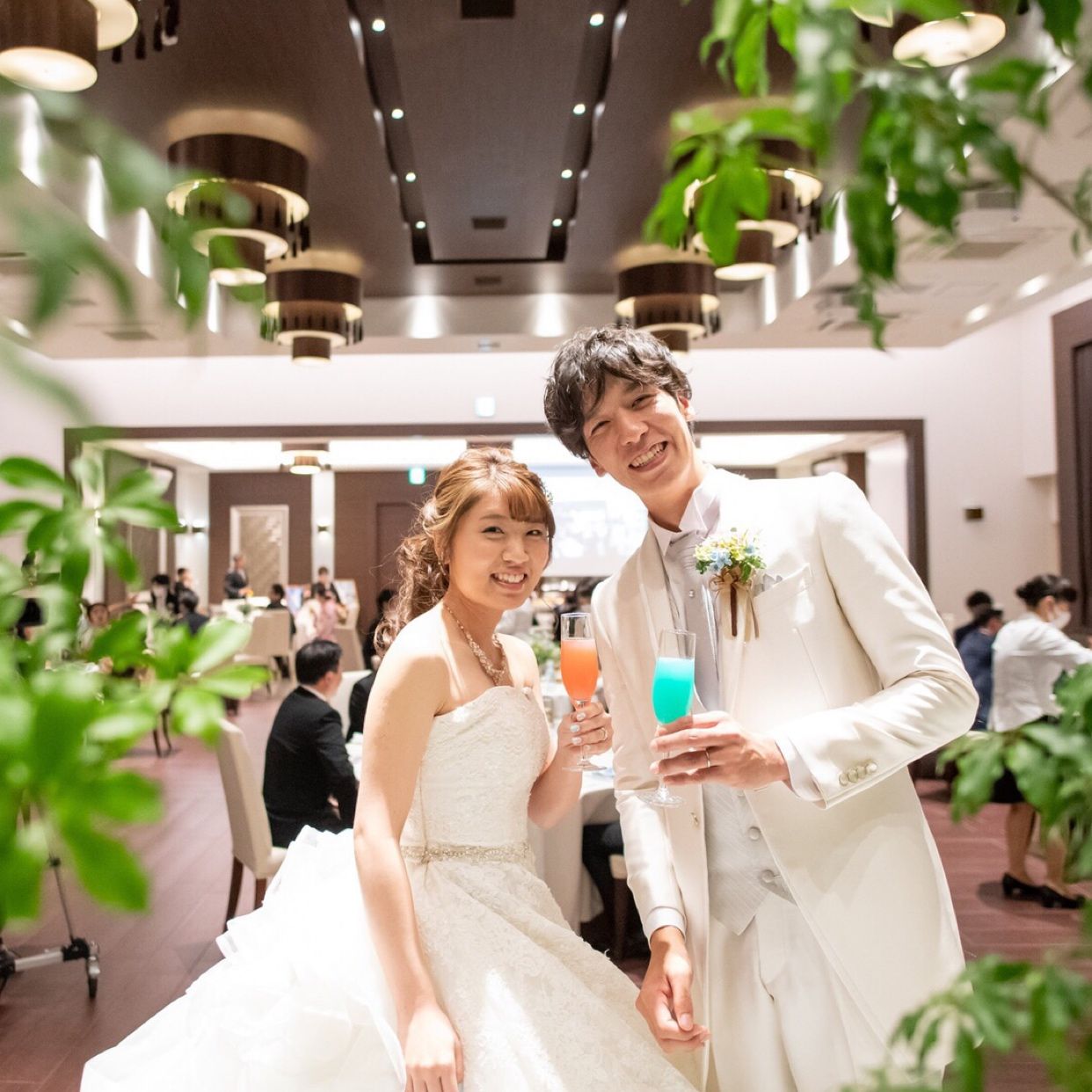 披露宴パーティのカバー写真