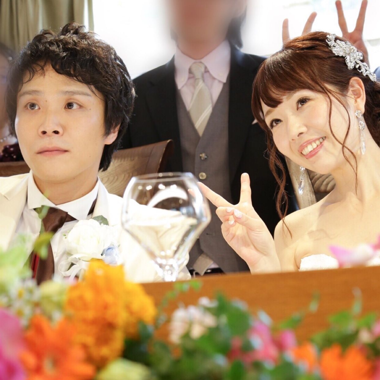 披露宴パーティのカバー写真
