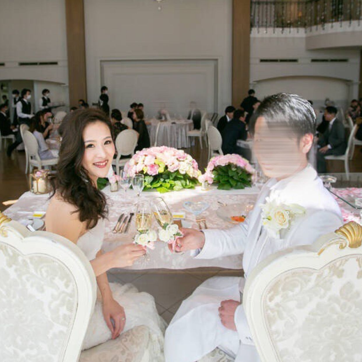 披露宴パーティのカバー写真