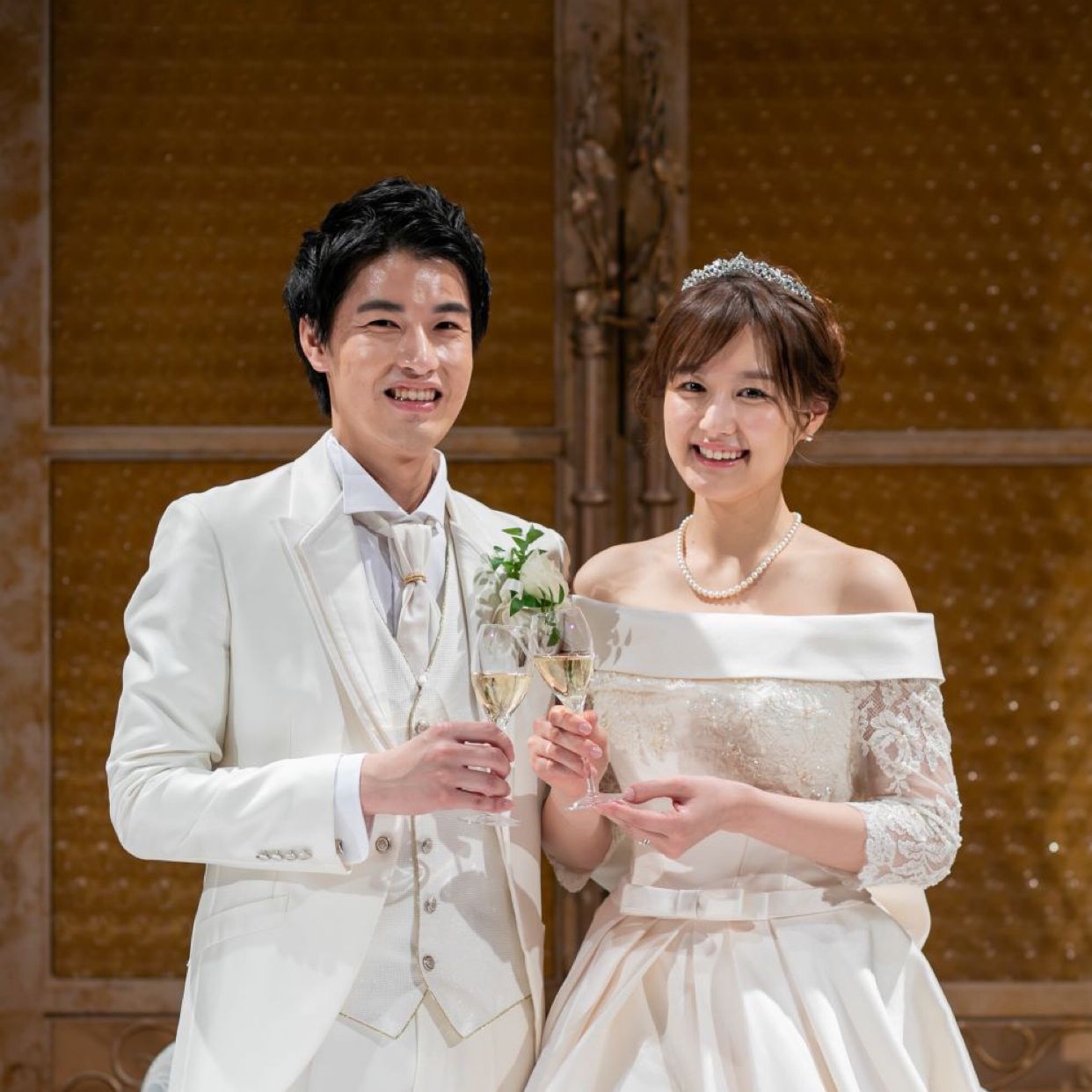 披露宴パーティのカバー写真