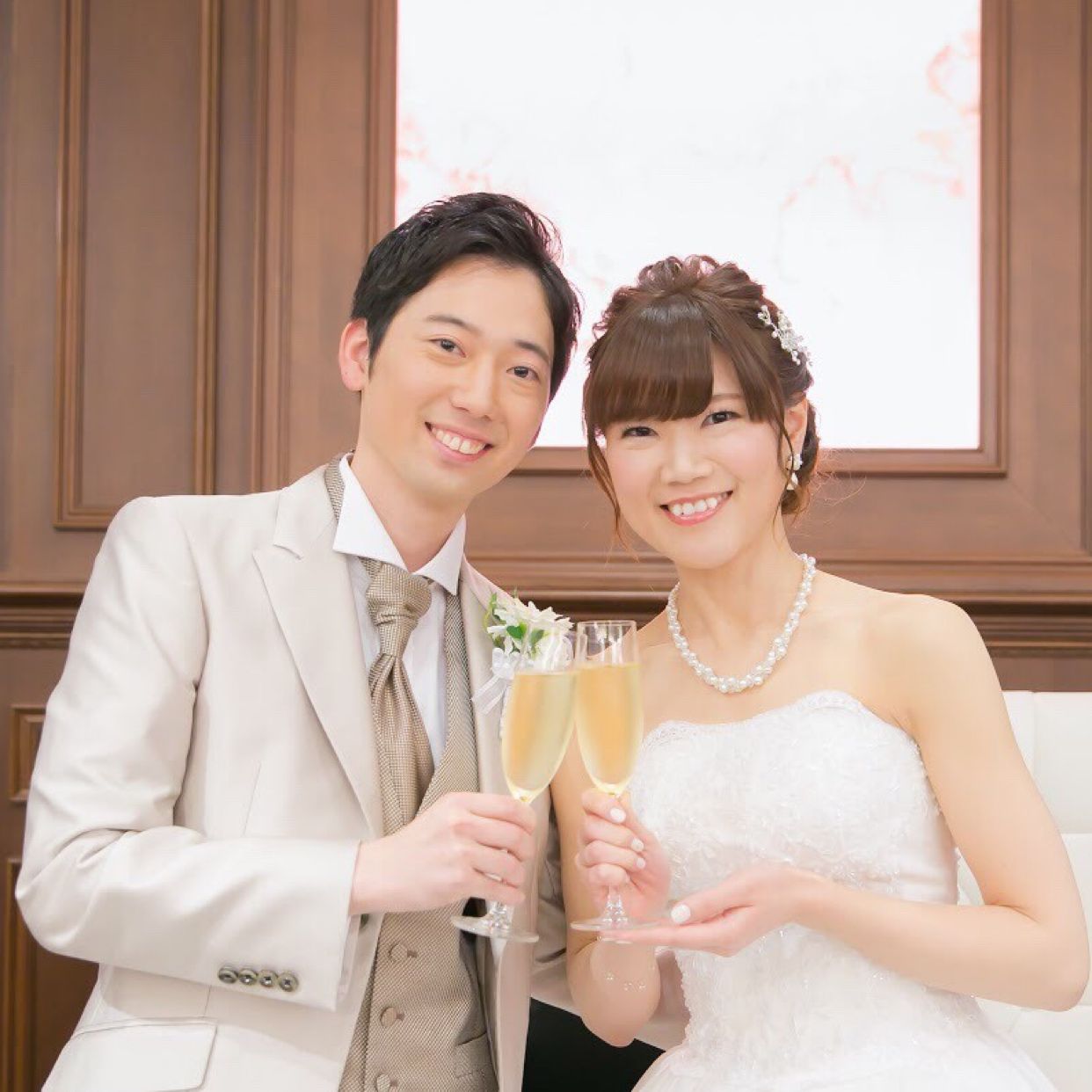 披露宴パーティのカバー写真