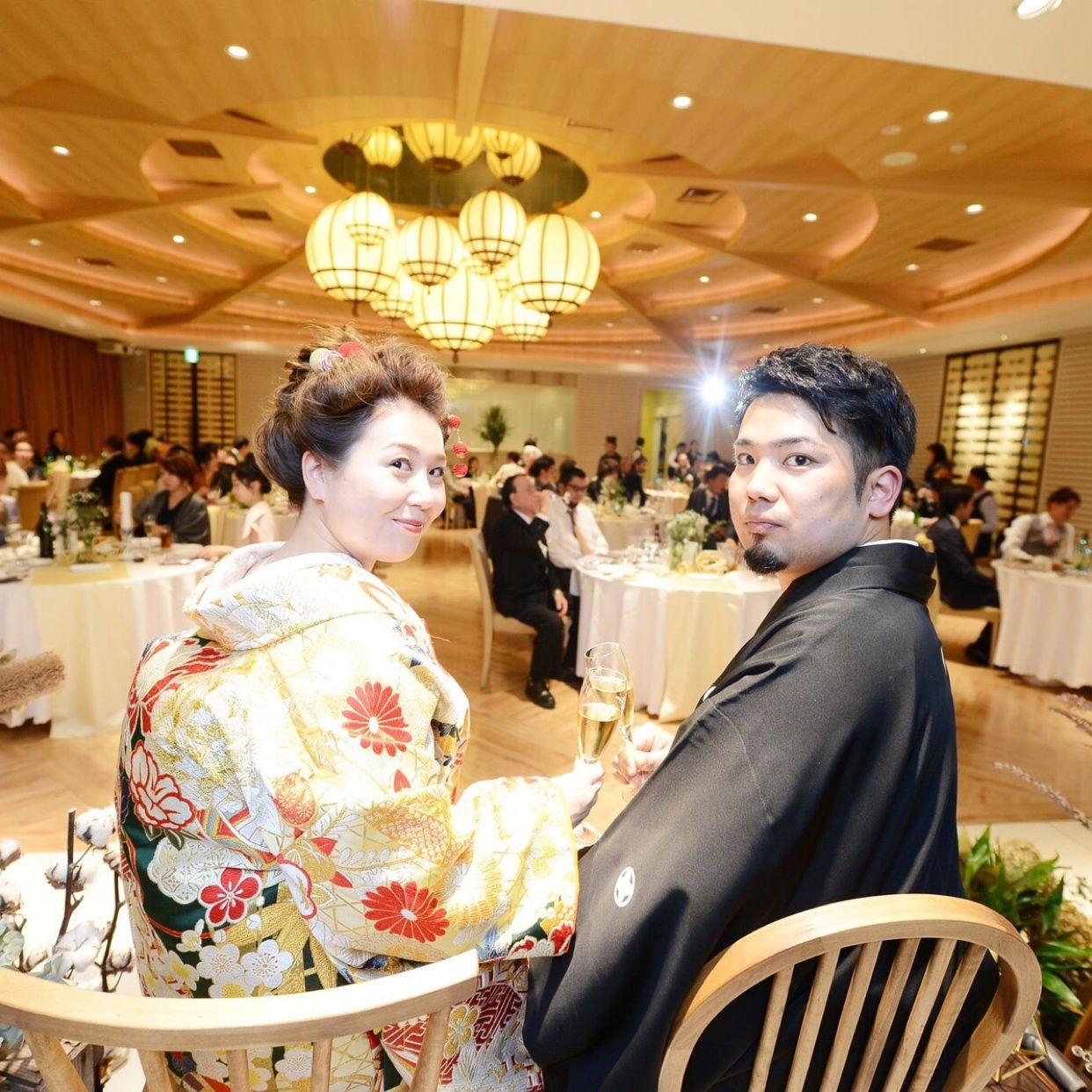 披露宴パーティのカバー写真