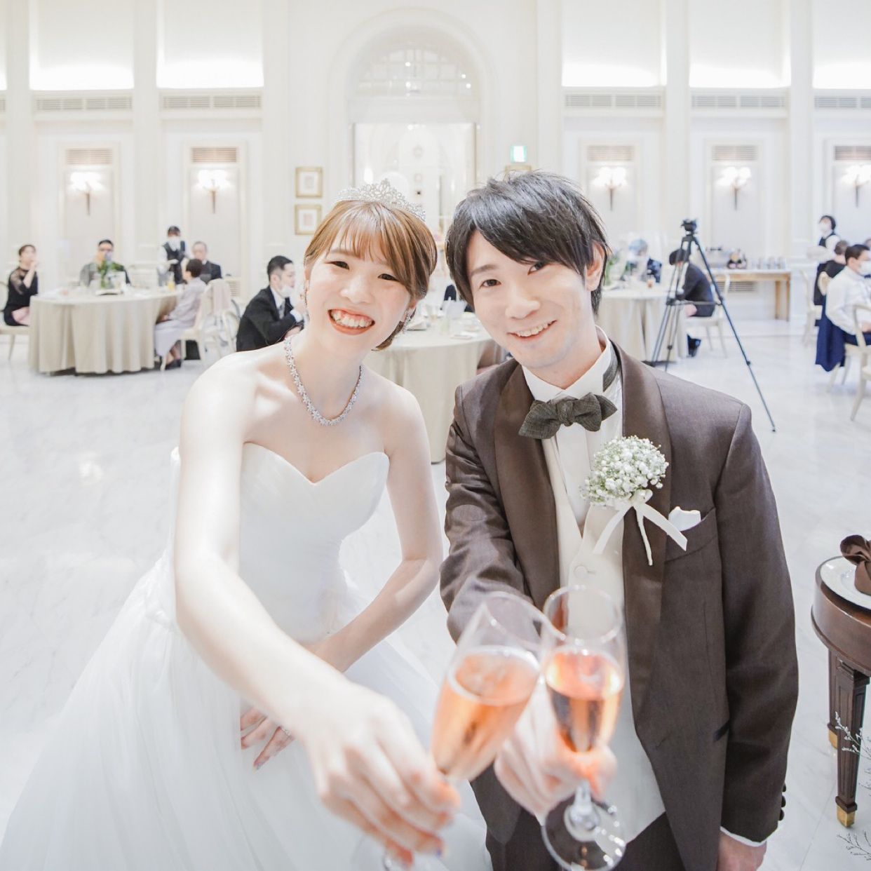 披露宴パーティのカバー写真