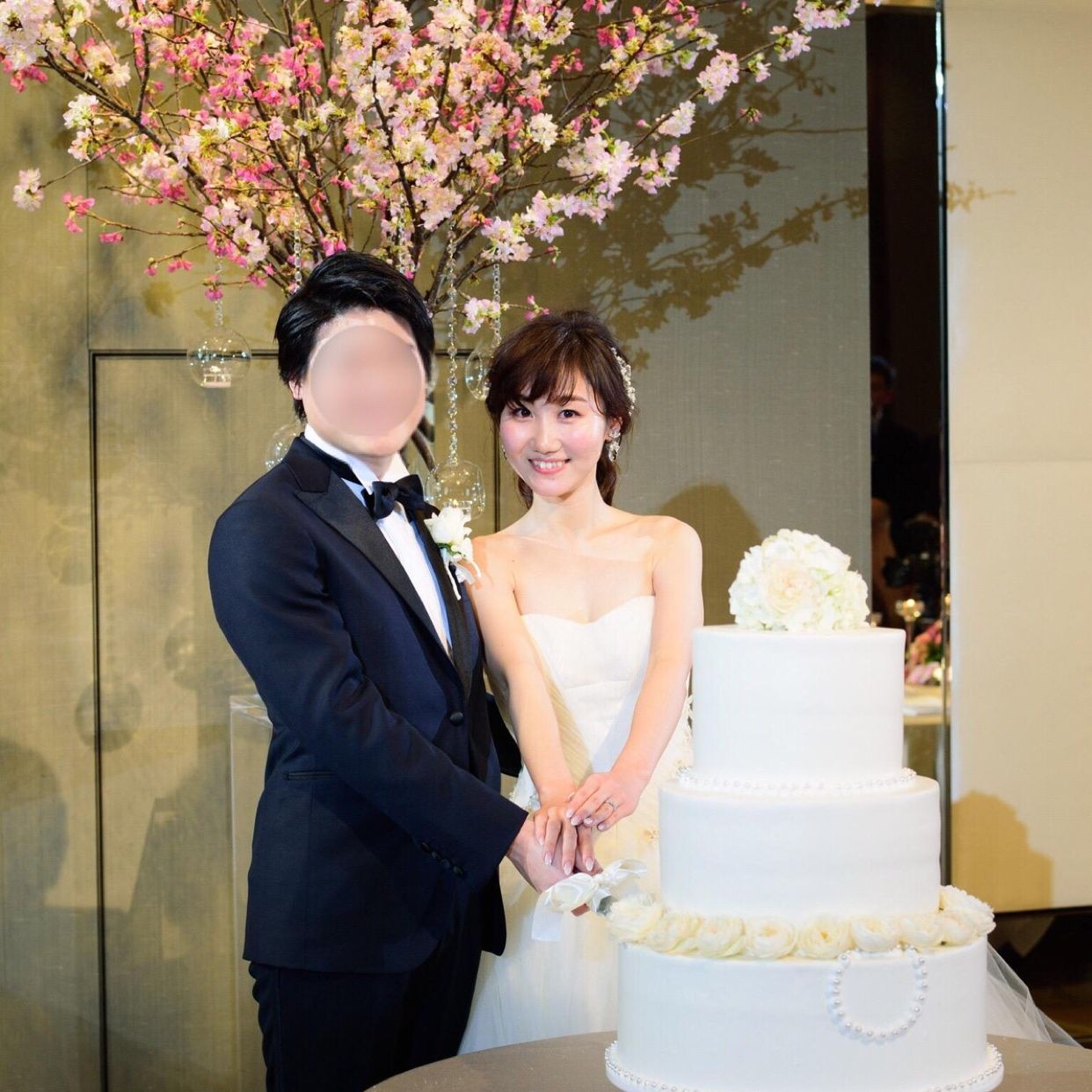 披露宴パーティのカバー写真