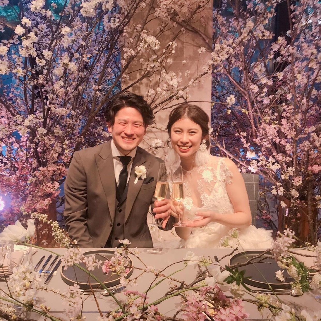 披露宴パーティのカバー写真