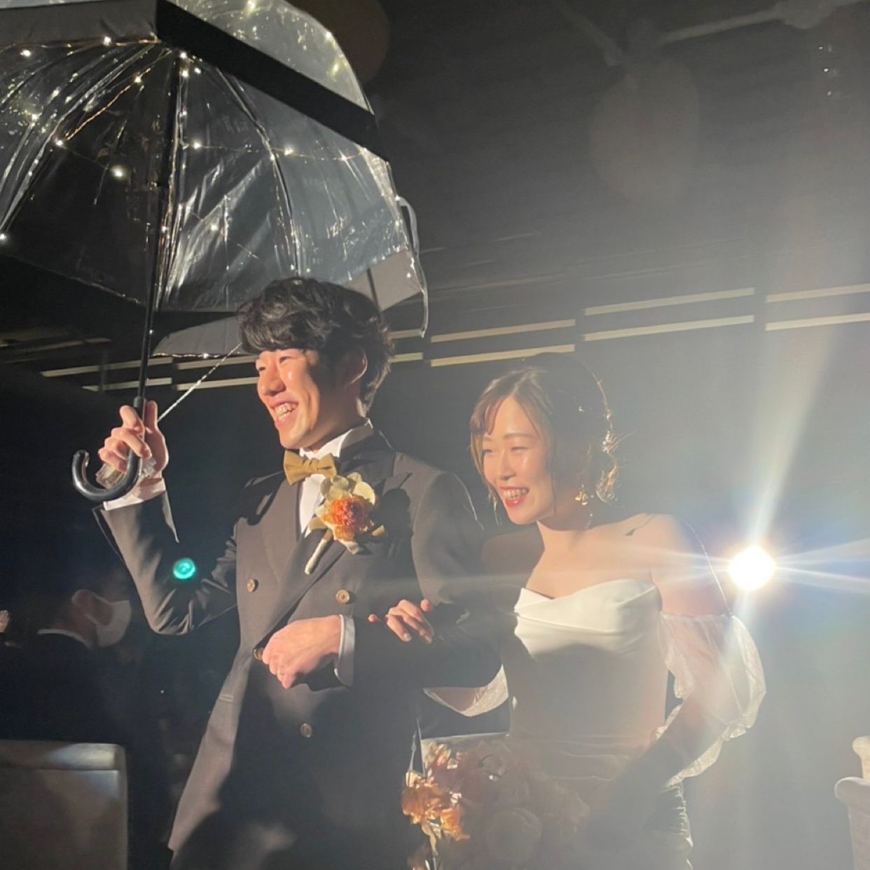 披露宴パーティのカバー写真