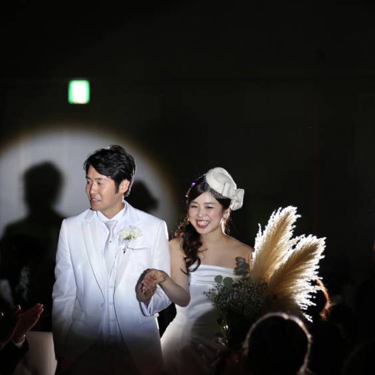 披露宴パーティのカバー写真