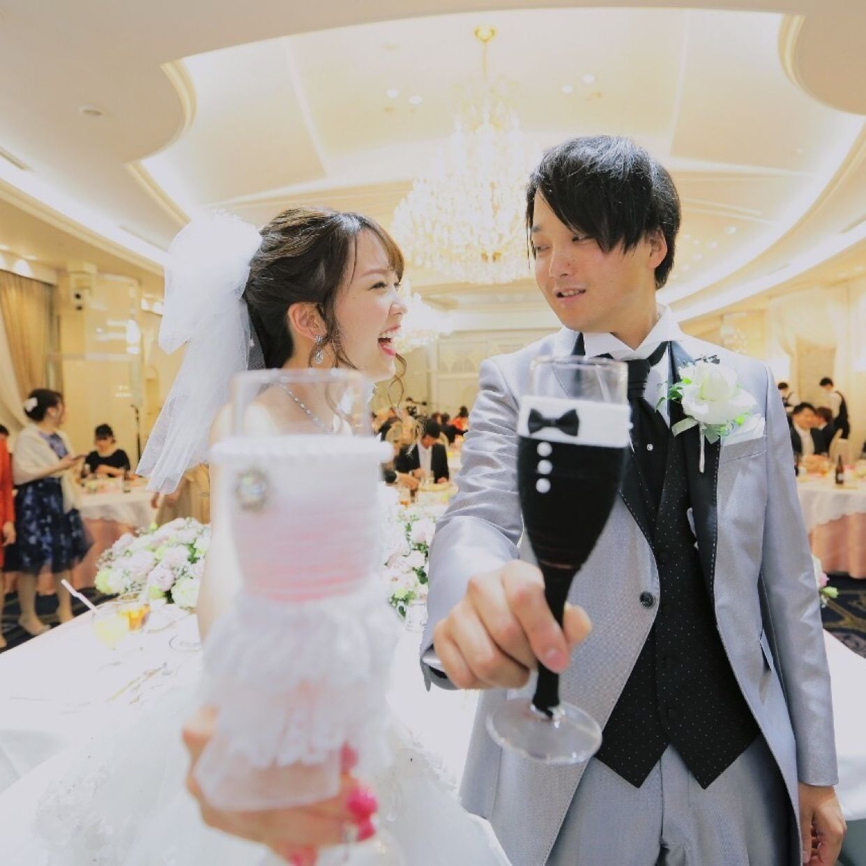 披露宴パーティのカバー写真