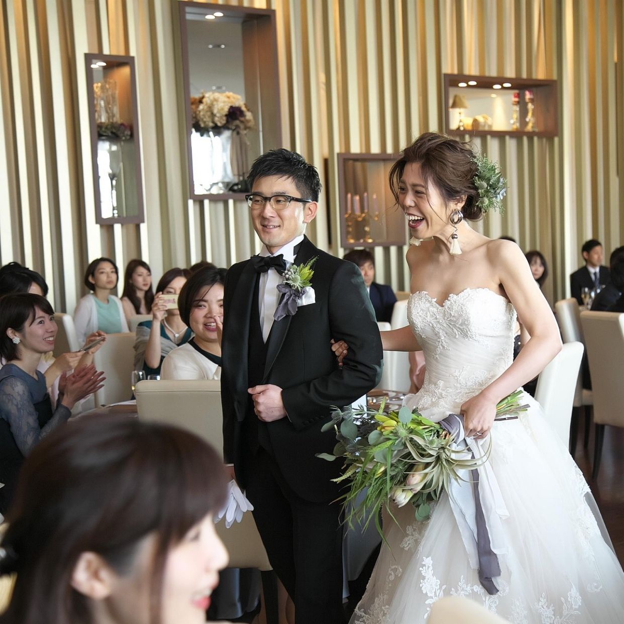 披露宴パーティのカバー写真